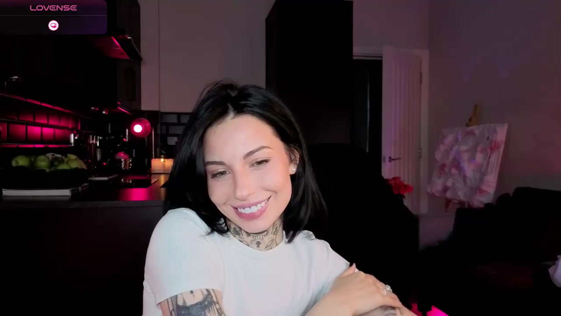 Gallery image thumbnail from Alice's myfreecams stream on, 01/31/2026, 13:22 image 18 of 20