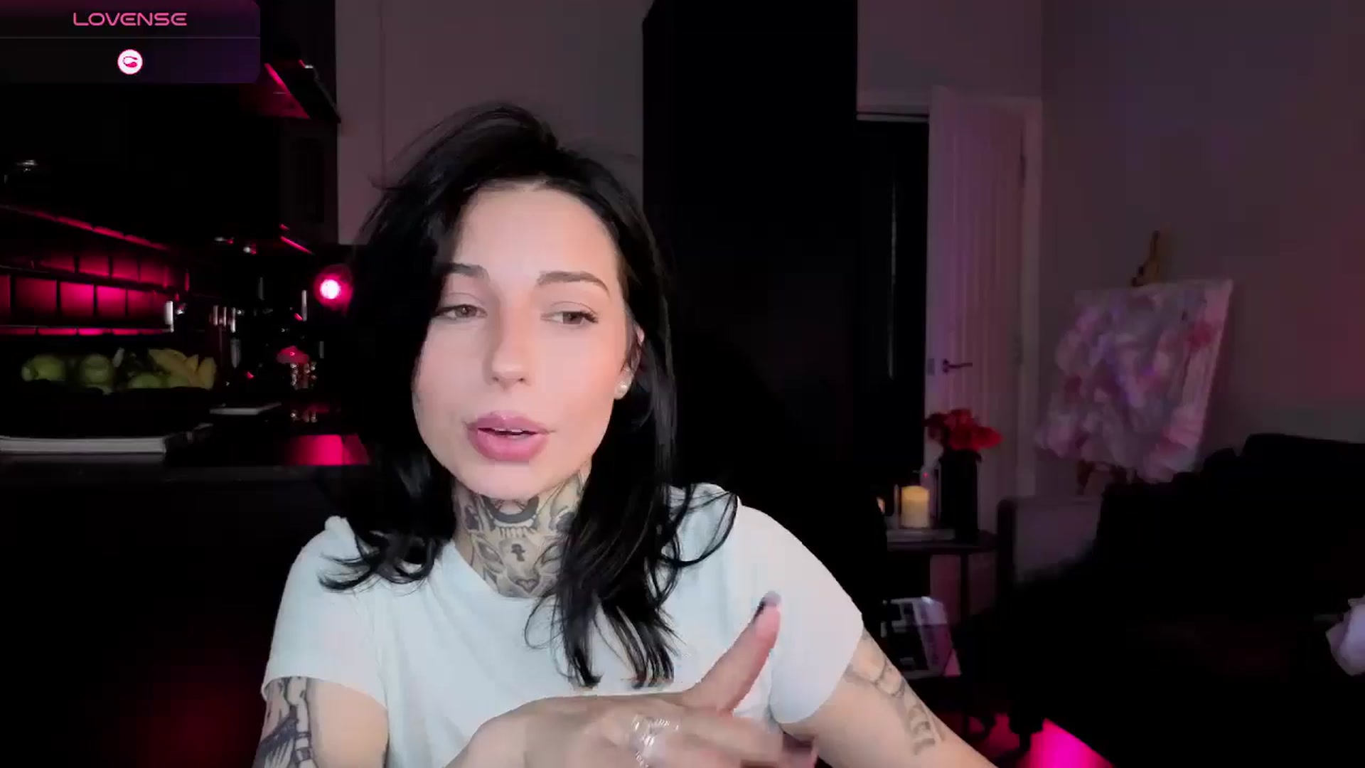 Gallery image thumbnail from Alice's myfreecams stream on, 01/31/2026, 13:22 image 12 of 20