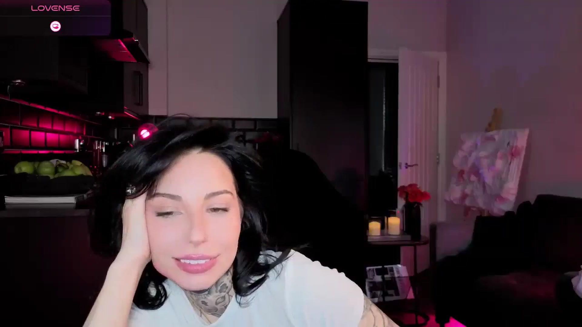 Gallery image thumbnail from Alice's myfreecams stream on, 01/31/2026, 14:29 image 5 of 20