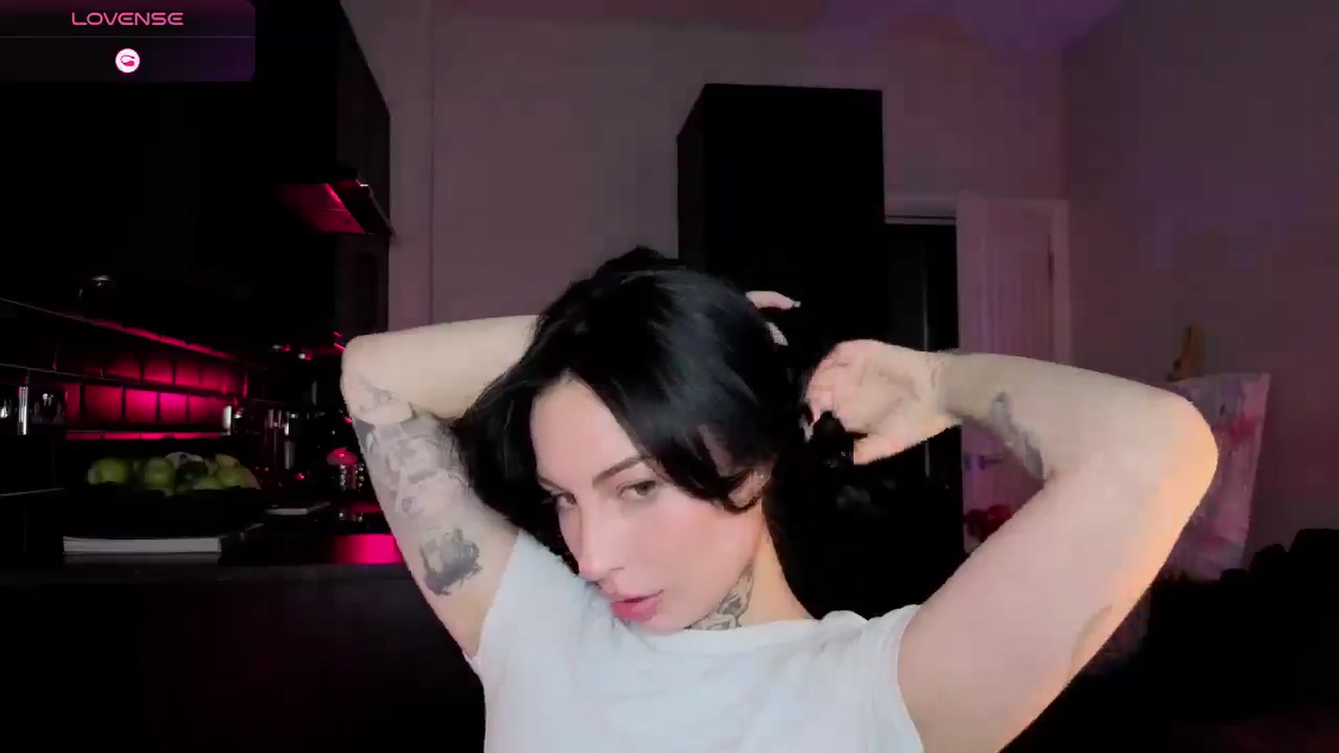 Gallery image thumbnail from Alice's myfreecams stream on, 01/31/2026, 14:29 image 16 of 20