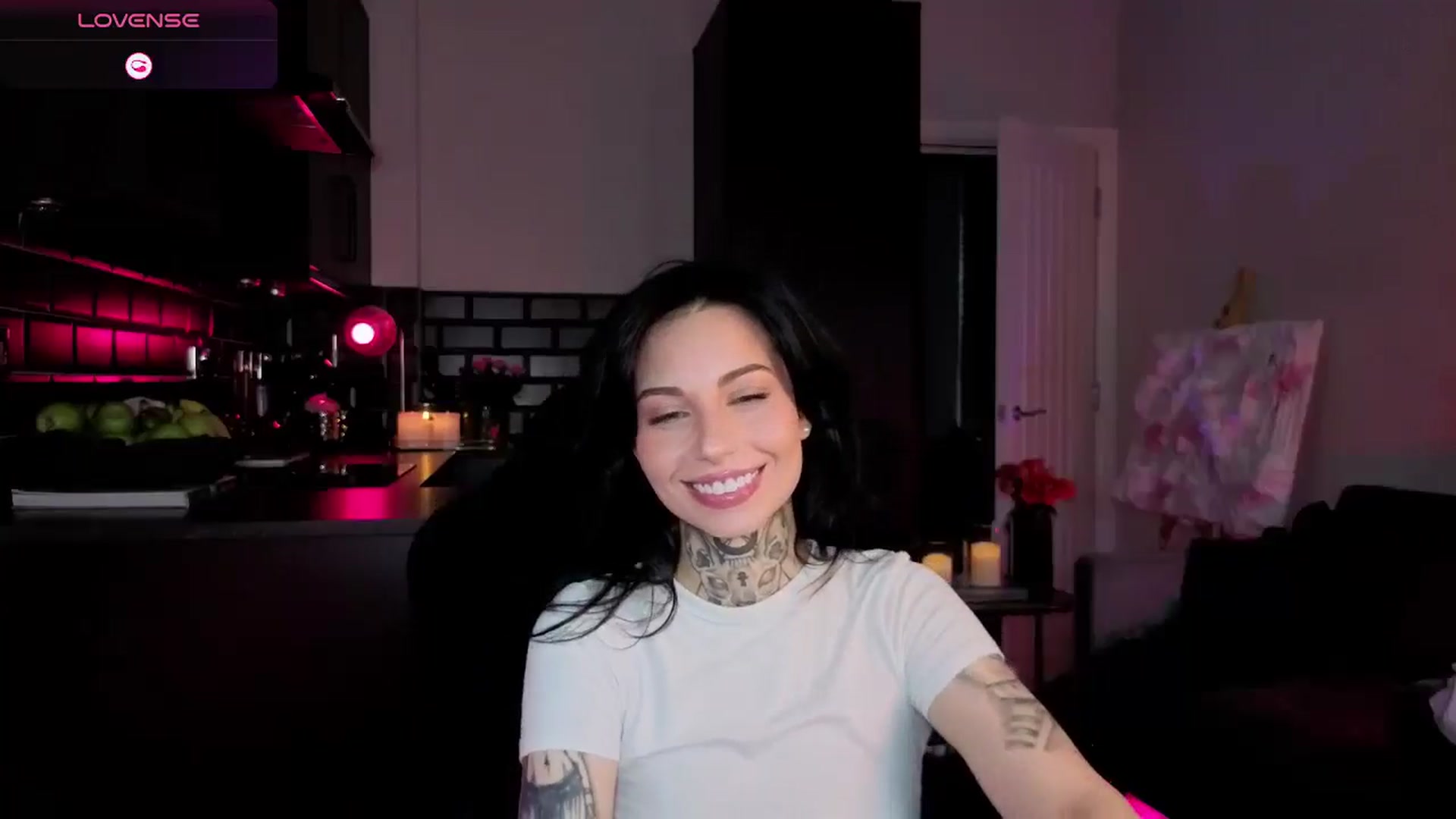 Gallery image thumbnail from Alice's myfreecams stream on, 01/31/2026, 14:29 image 3 of 20