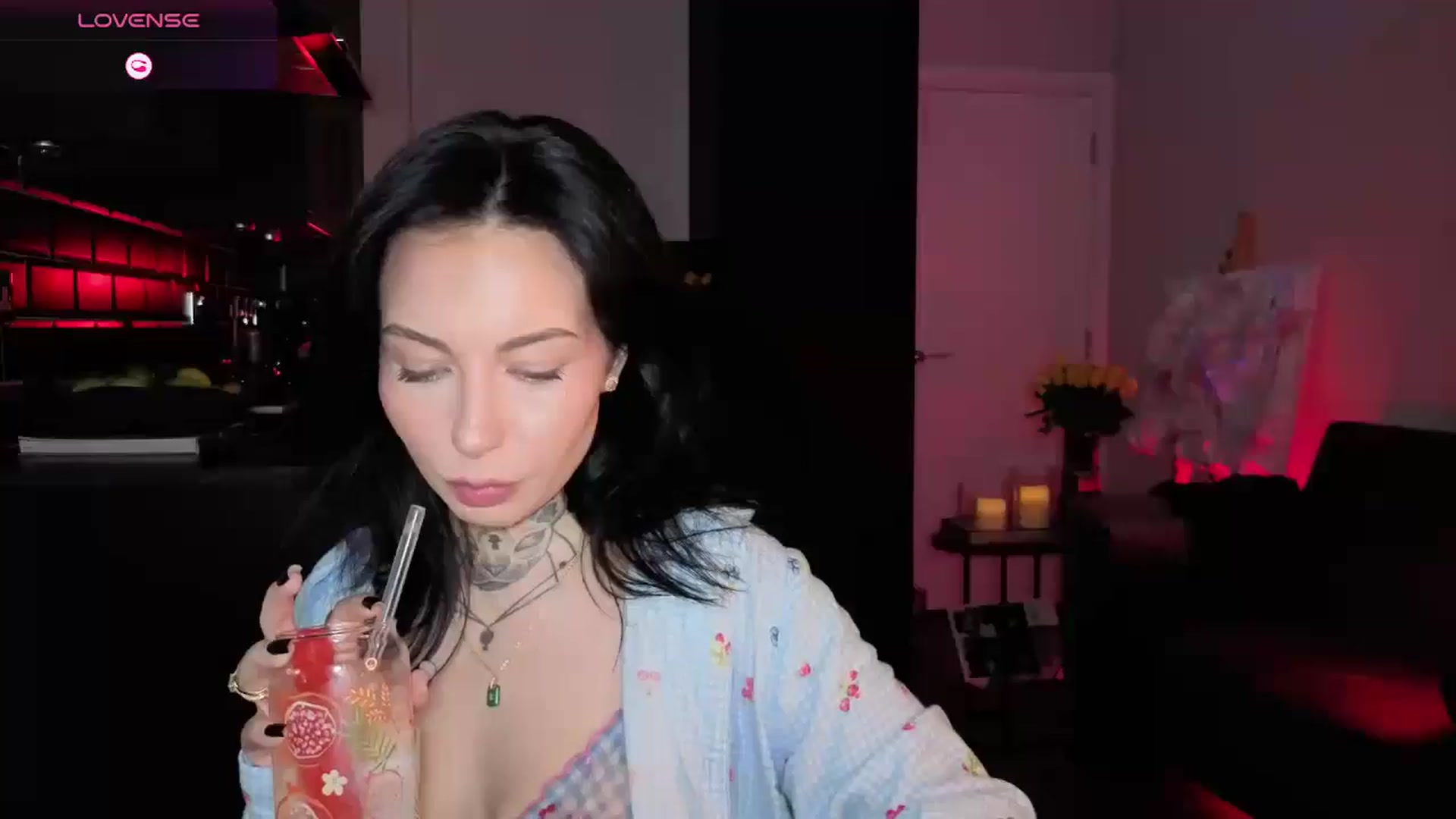 Gallery image thumbnail from Alice's myfreecams stream on, 02/06/2026, 08:39 image 1 of 20