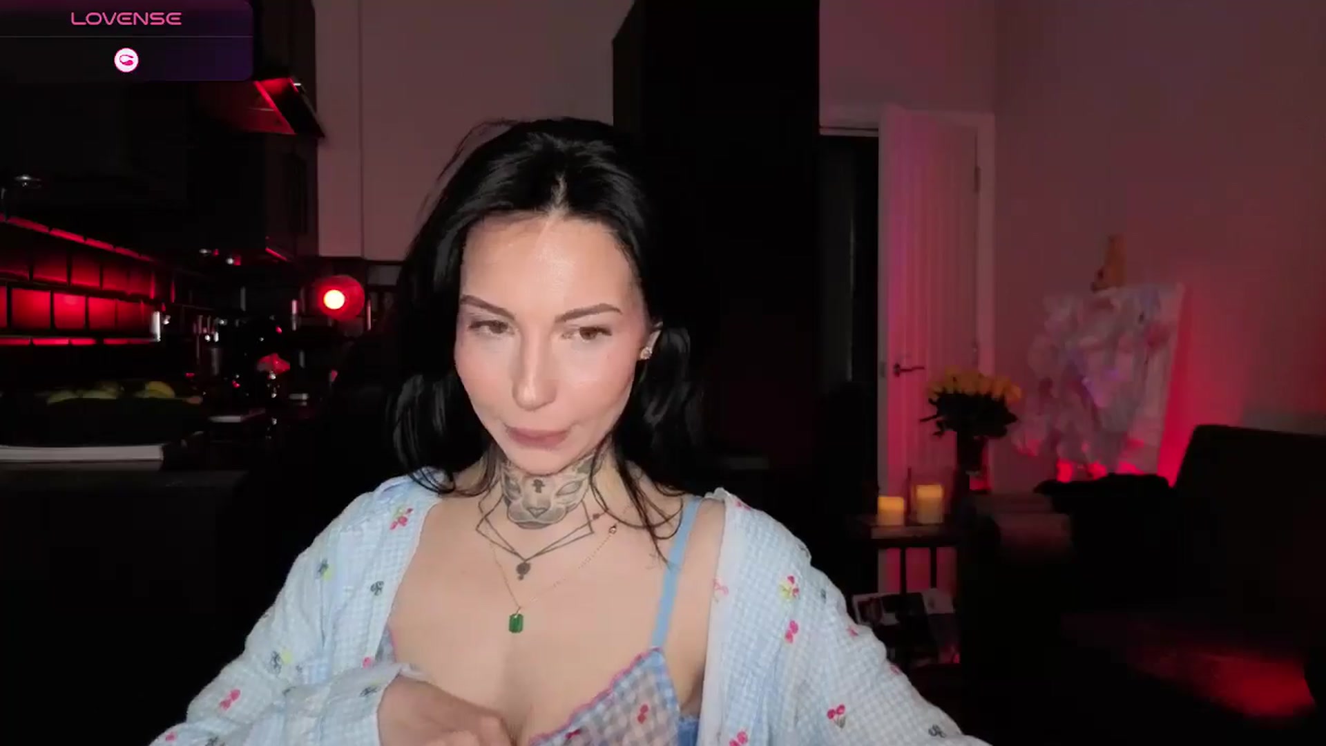 Gallery image thumbnail from Alice's myfreecams stream on, 02/06/2026, 10:36 image 14 of 20