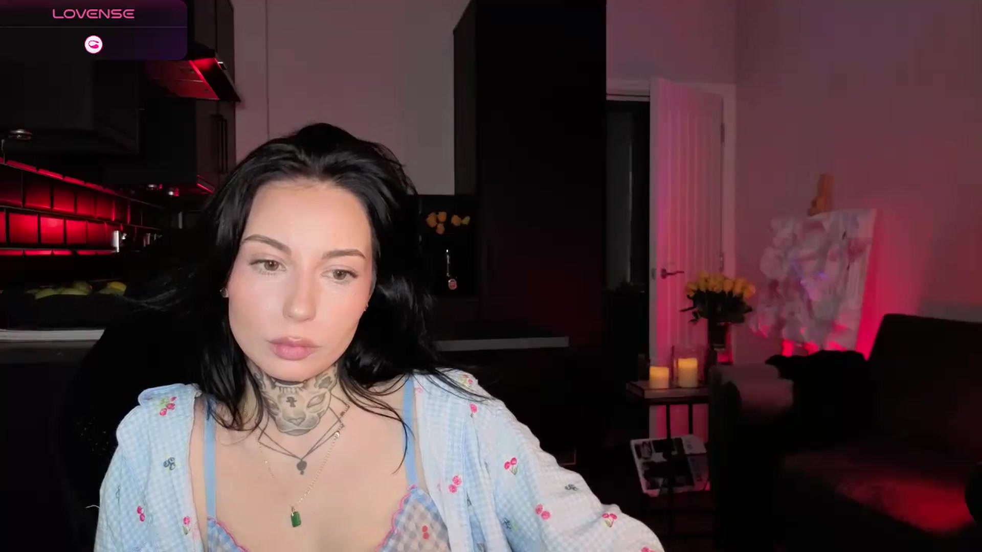 Gallery image thumbnail from Alice's myfreecams stream on, 02/06/2026, 10:36 image 15 of 20