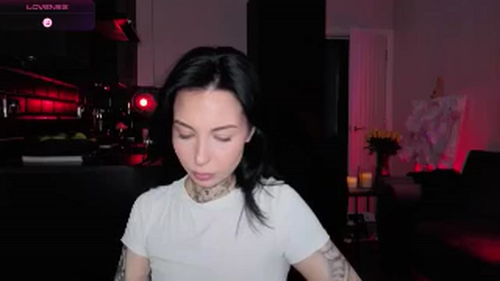 Gallery image thumbnail from Alice's myfreecams stream on, 02/06/2026, 12:59 image 15 of 20