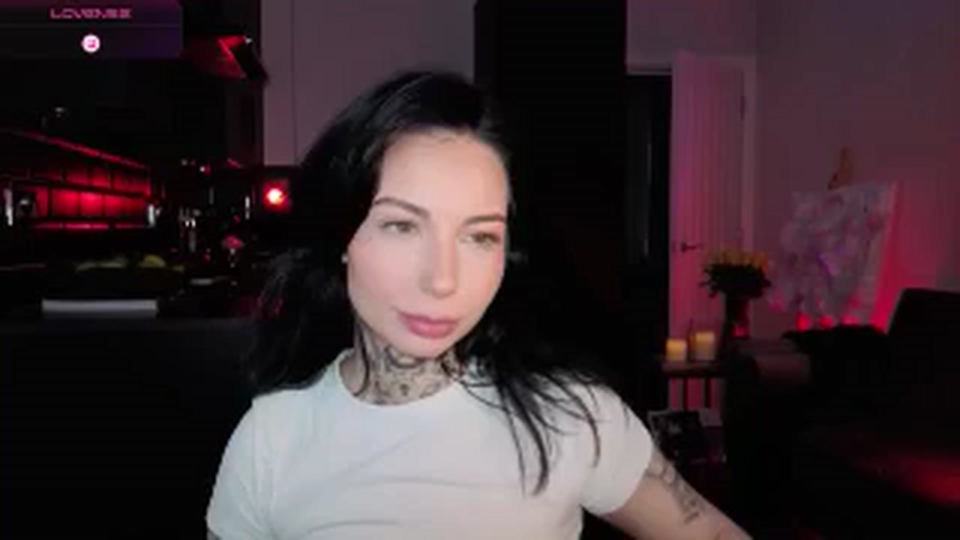 Gallery image thumbnail from Alice's myfreecams stream on, 02/06/2026, 12:59 image 18 of 20