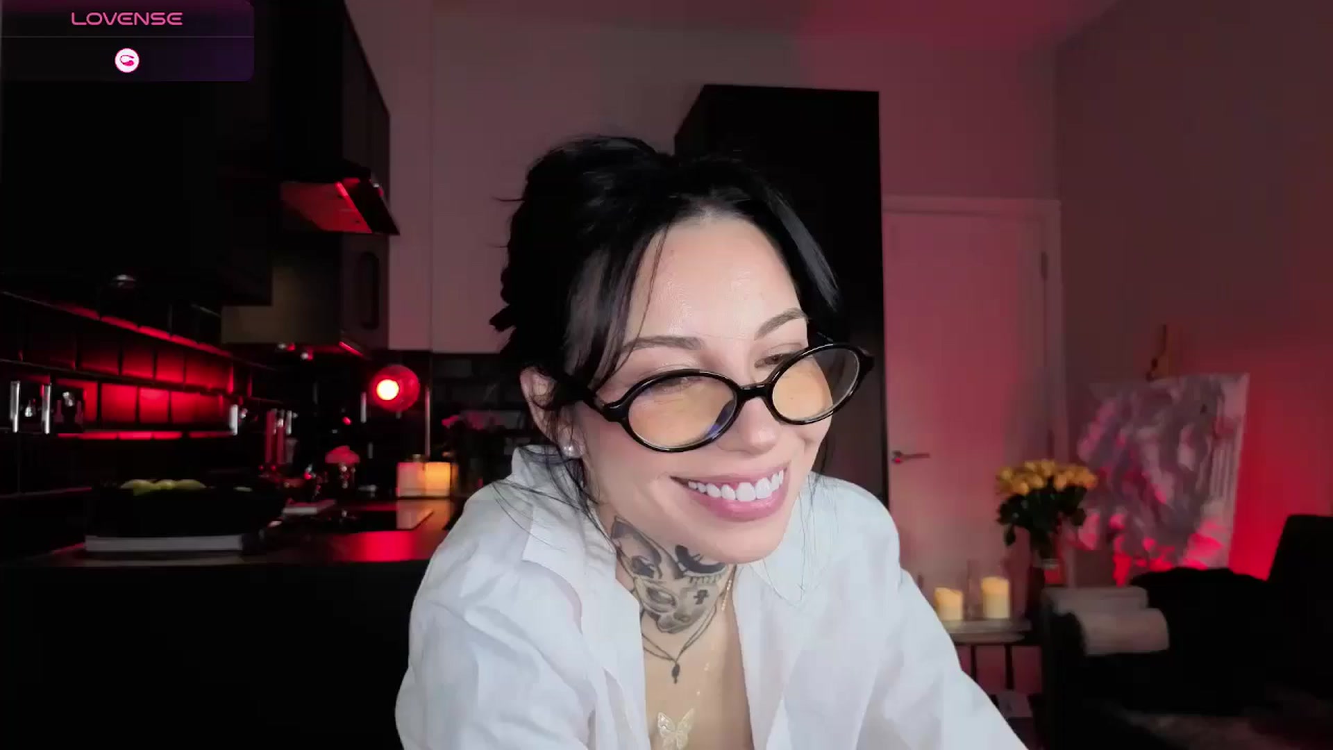 Gallery image thumbnail from Alice's myfreecams stream on, 02/08/2026, 11:34 image 1 of 20