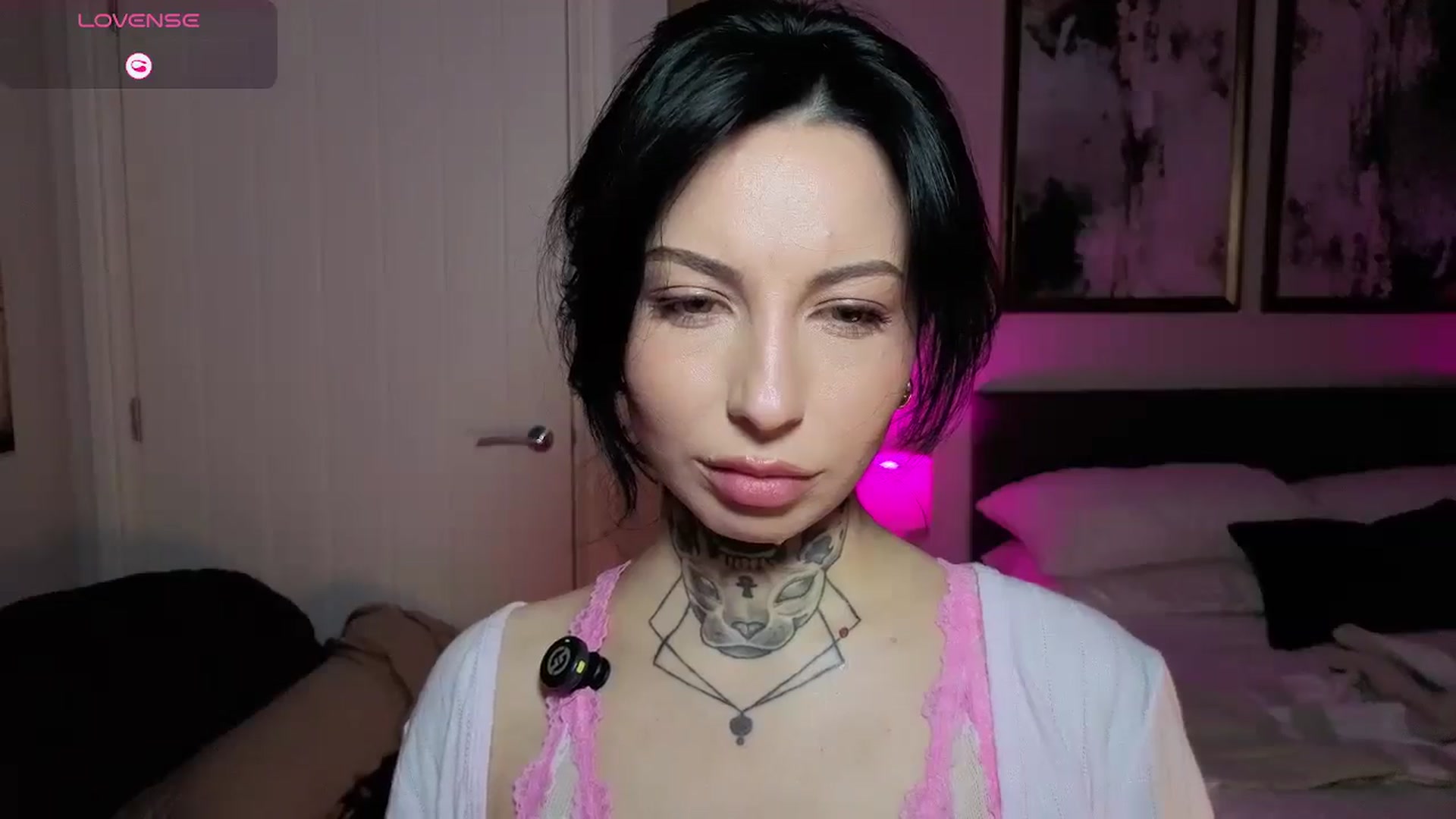 Gallery image thumbnail from Alice's myfreecams stream on, 02/15/2026, 23:30 image 9 of 20