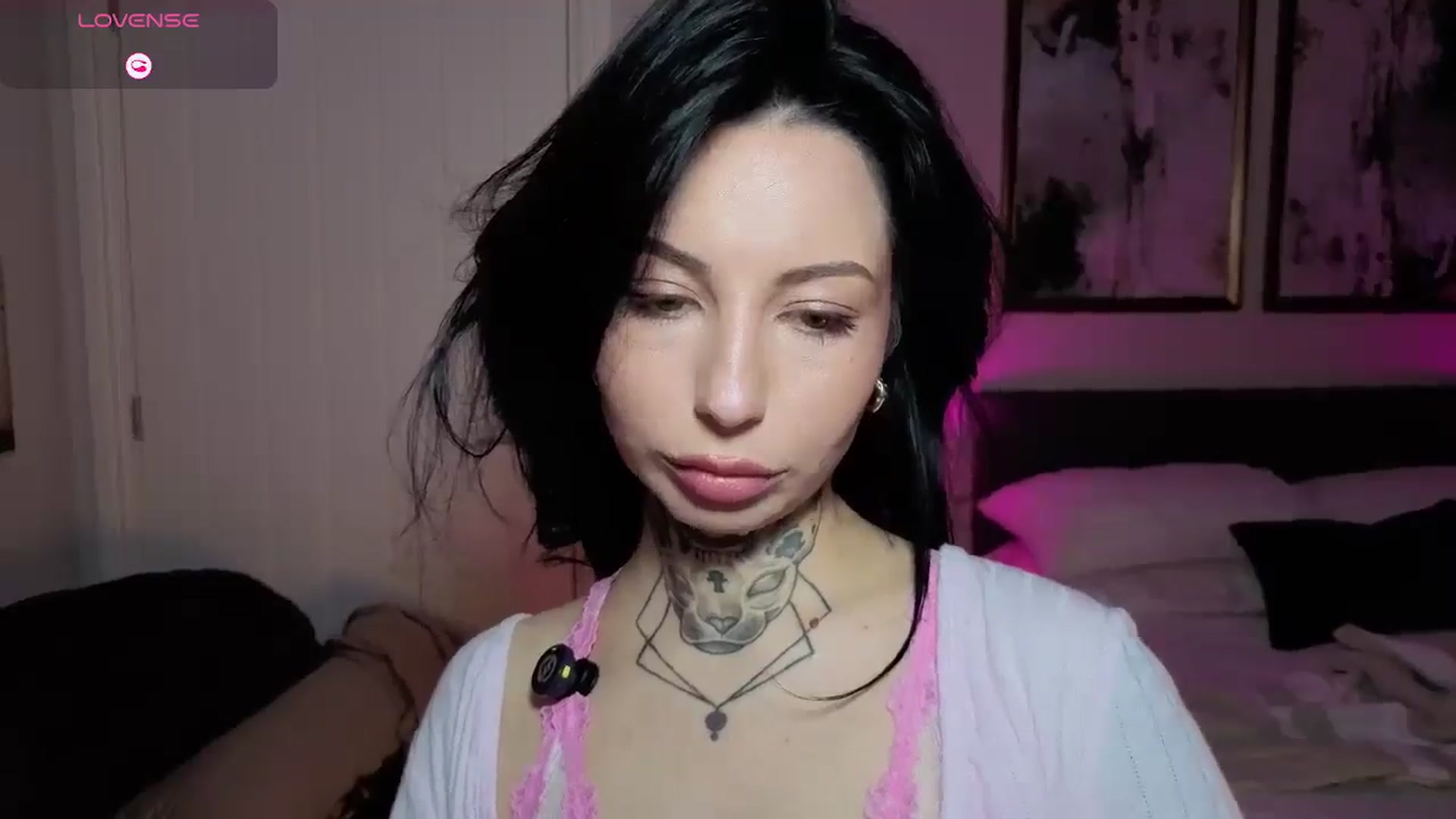 Gallery image thumbnail from Alice's myfreecams stream on, 02/15/2026, 23:30 image 10 of 20