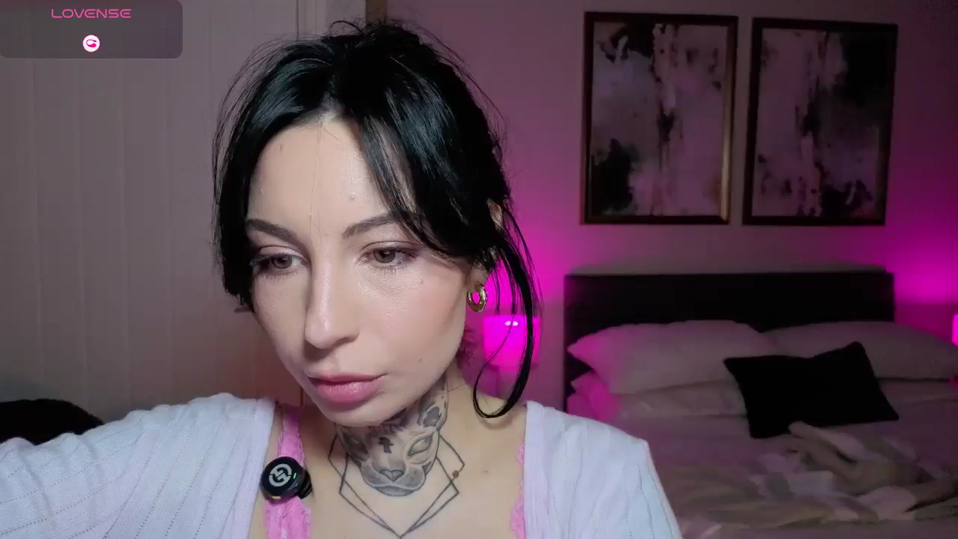 Gallery image thumbnail from Alice's myfreecams stream on, 02/16/2026, 24:50 image 12 of 20