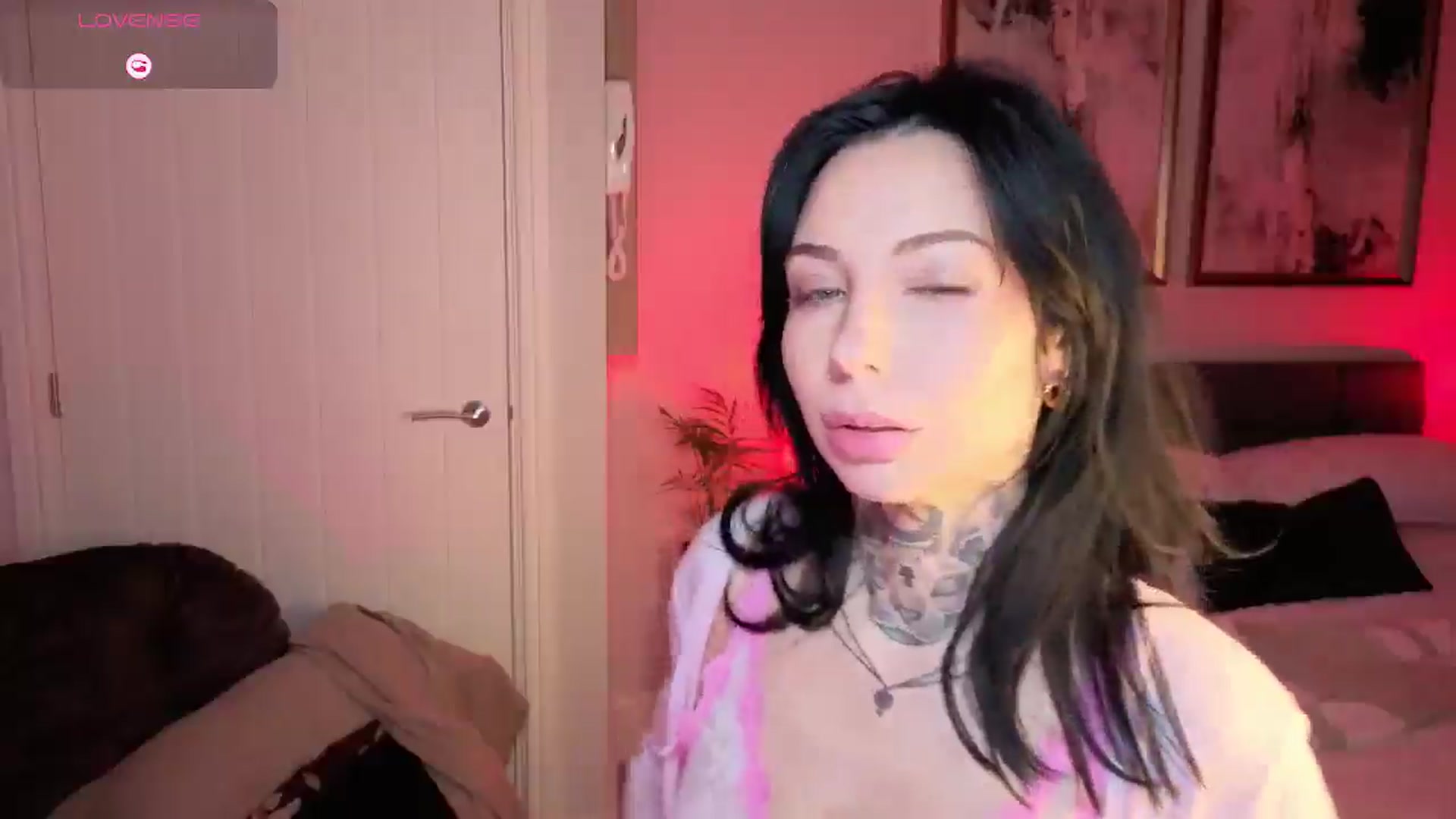 Gallery image thumbnail from Alice's myfreecams stream on, 02/16/2026, 08:07 image 9 of 20