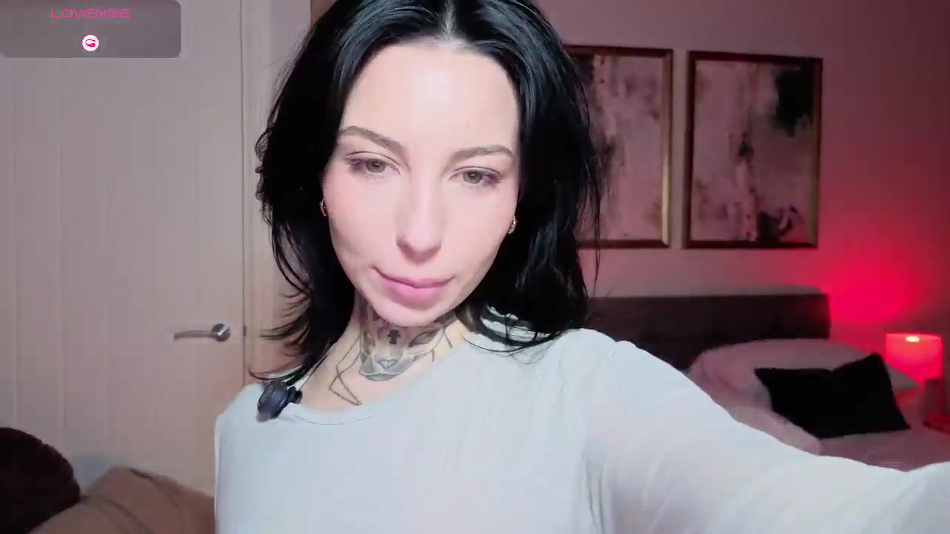 Gallery image thumbnail from Alice's myfreecams stream on, 02/16/2026, 08:07 image 14 of 20