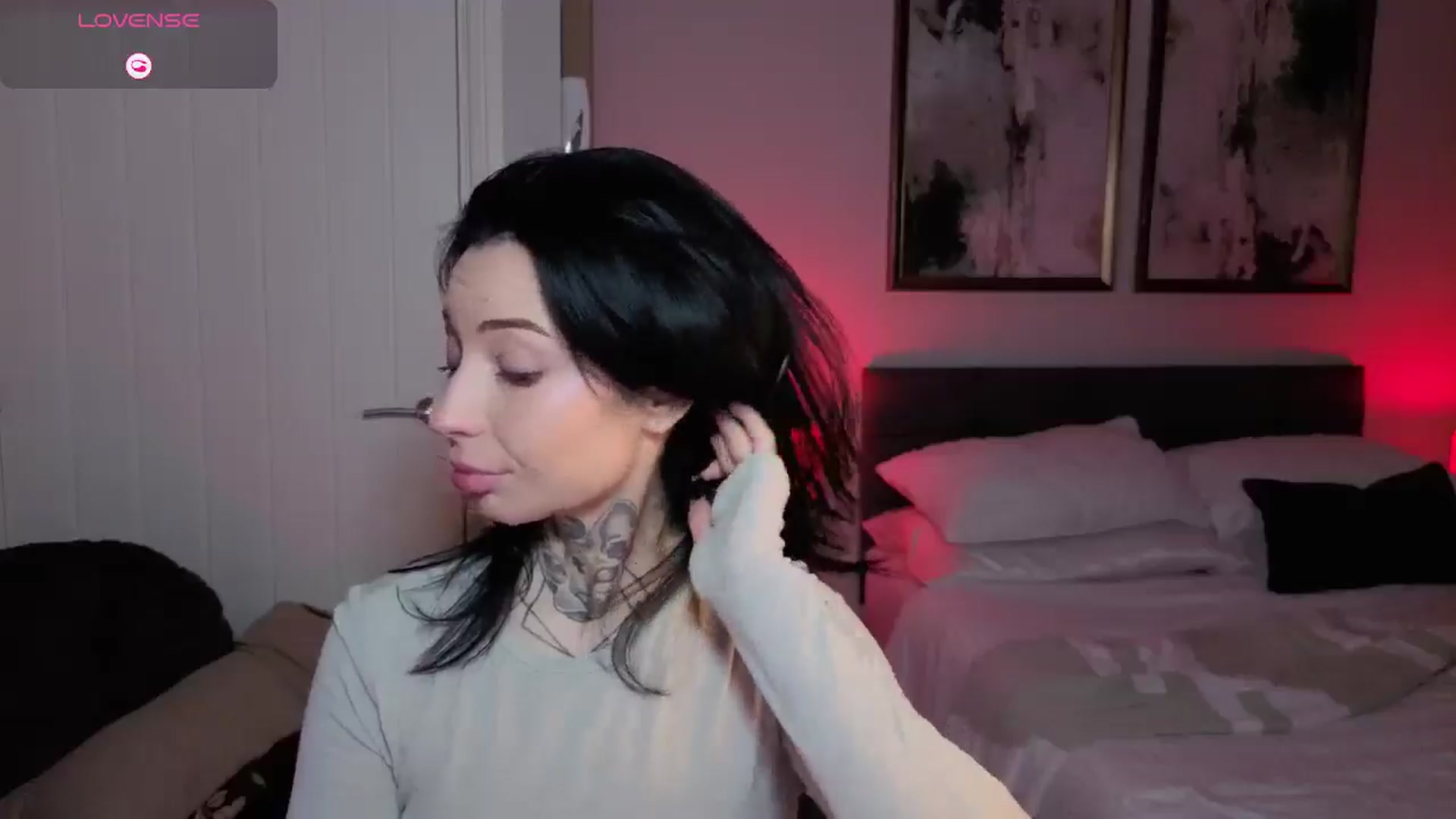 Gallery image thumbnail from Alice's myfreecams stream on, 02/16/2026, 09:21 image 18 of 20