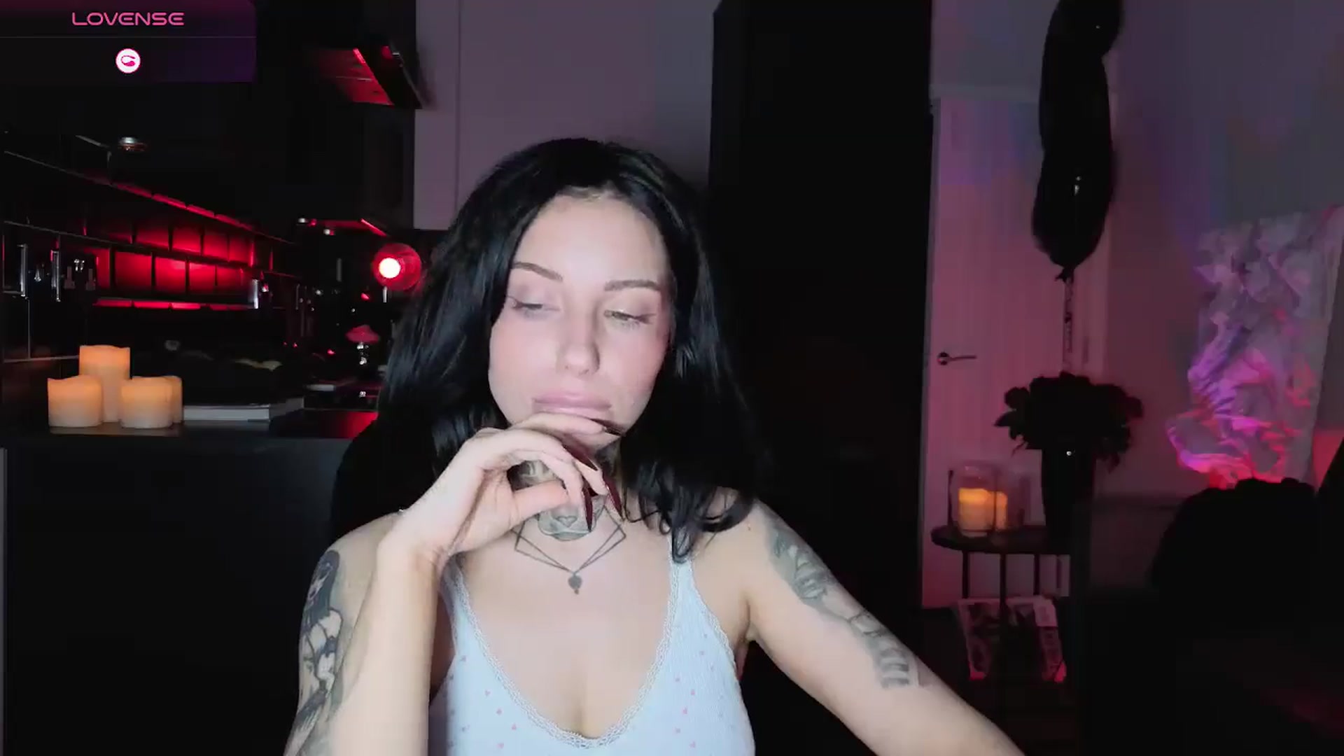 Gallery image thumbnail from Alice's myfreecams stream on, 02/27/2026, 18:47 image 17 of 20