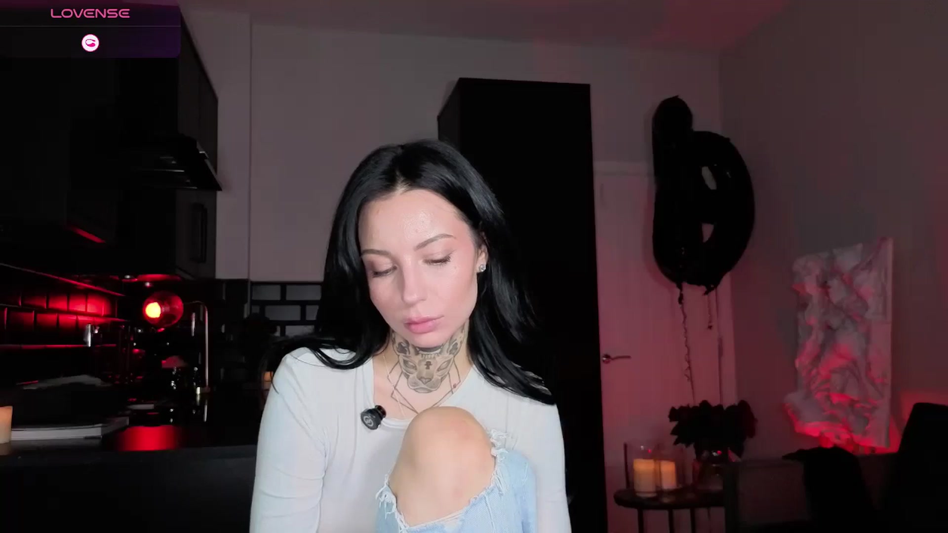 Gallery image thumbnail from Alice's myfreecams stream on, 03/02/2026, 10:43 image 5 of 20