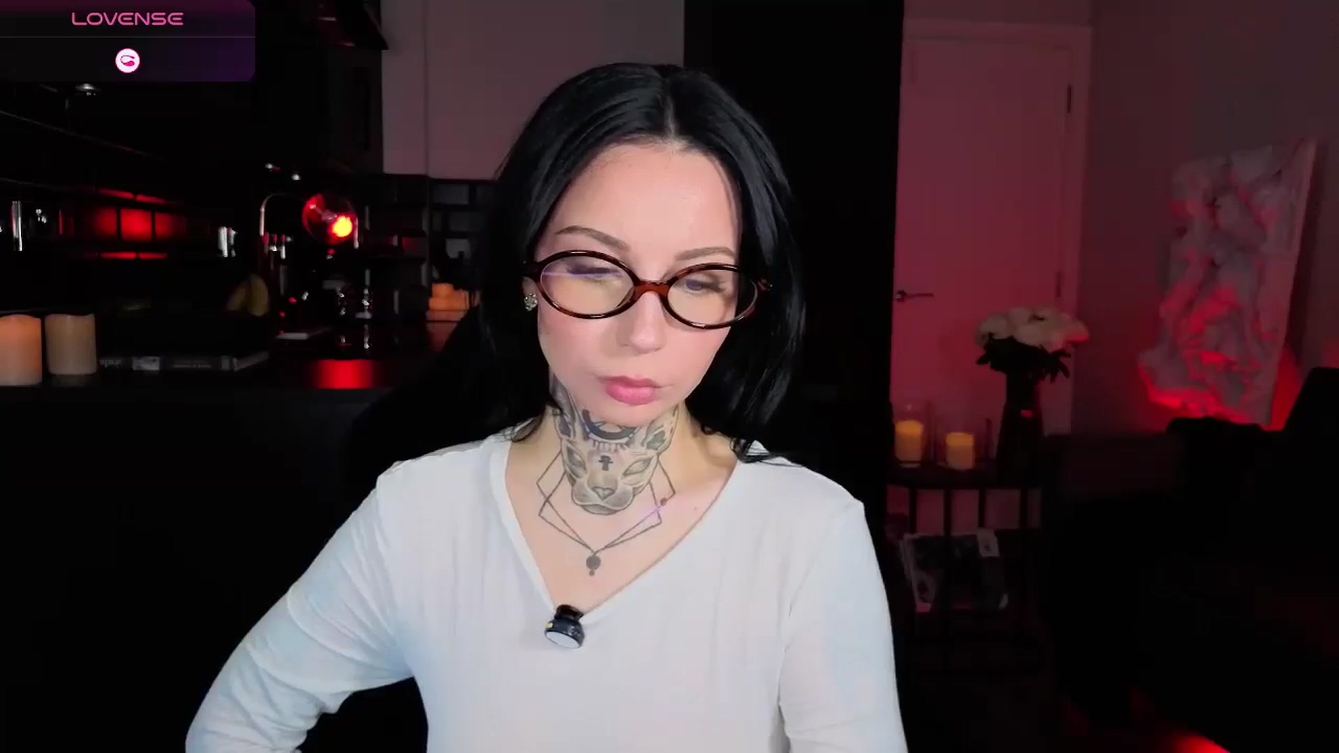 Gallery image thumbnail from Alice's myfreecams stream on, 03/11/2026, 09:55 image 9 of 20