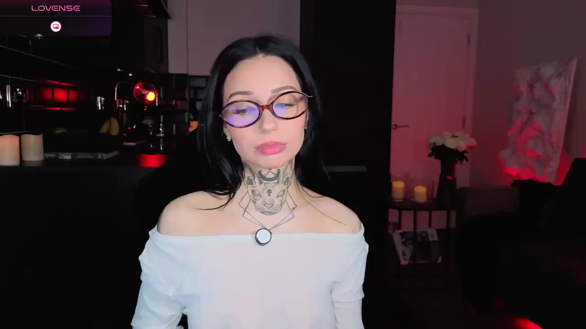 Gallery image thumbnail from Alice's myfreecams stream on, 03/11/2026, 09:55 image 17 of 20
