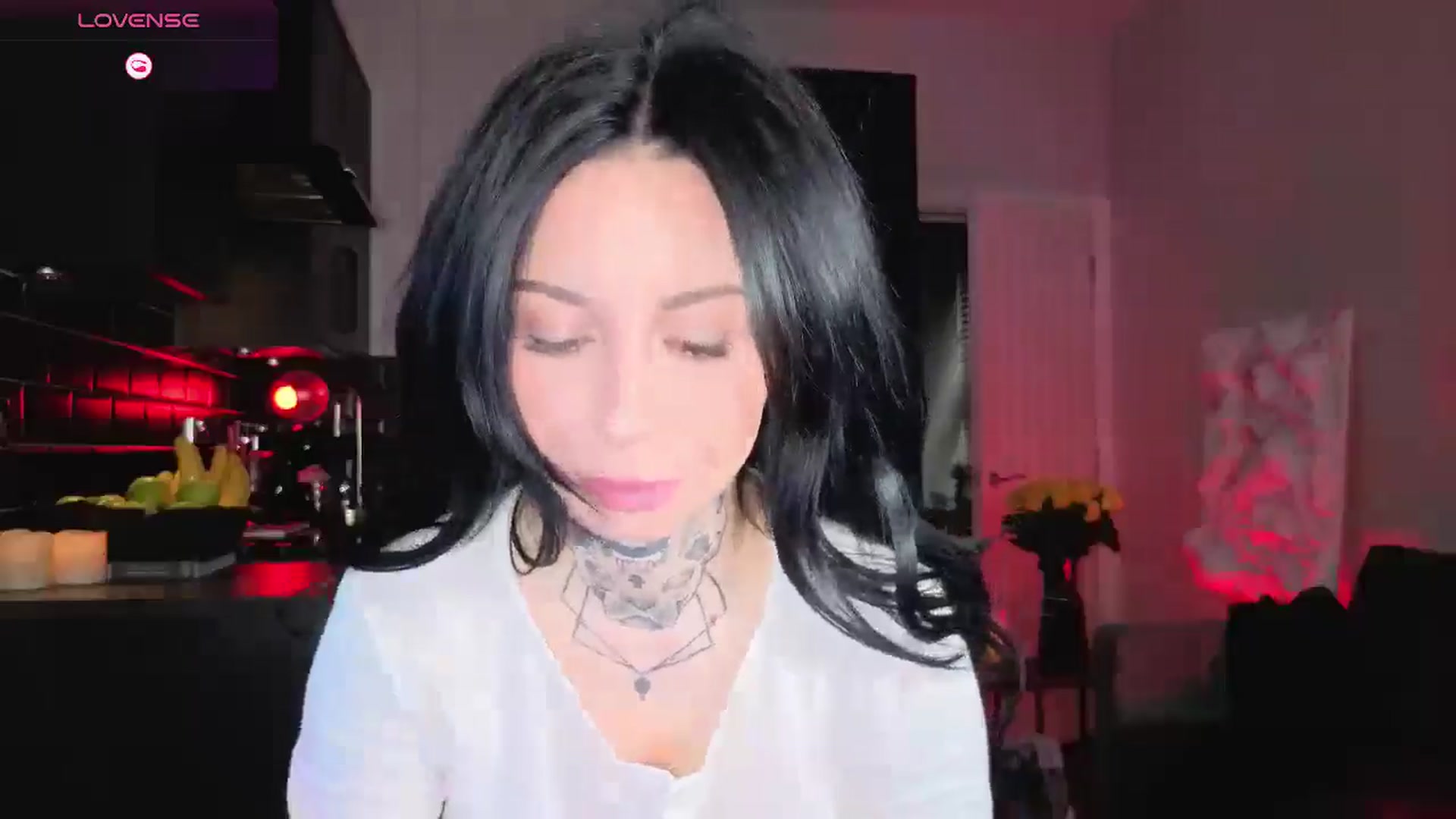 Gallery image thumbnail from Alice's myfreecams stream on, 03/15/2026, 10:28 image 3 of 20