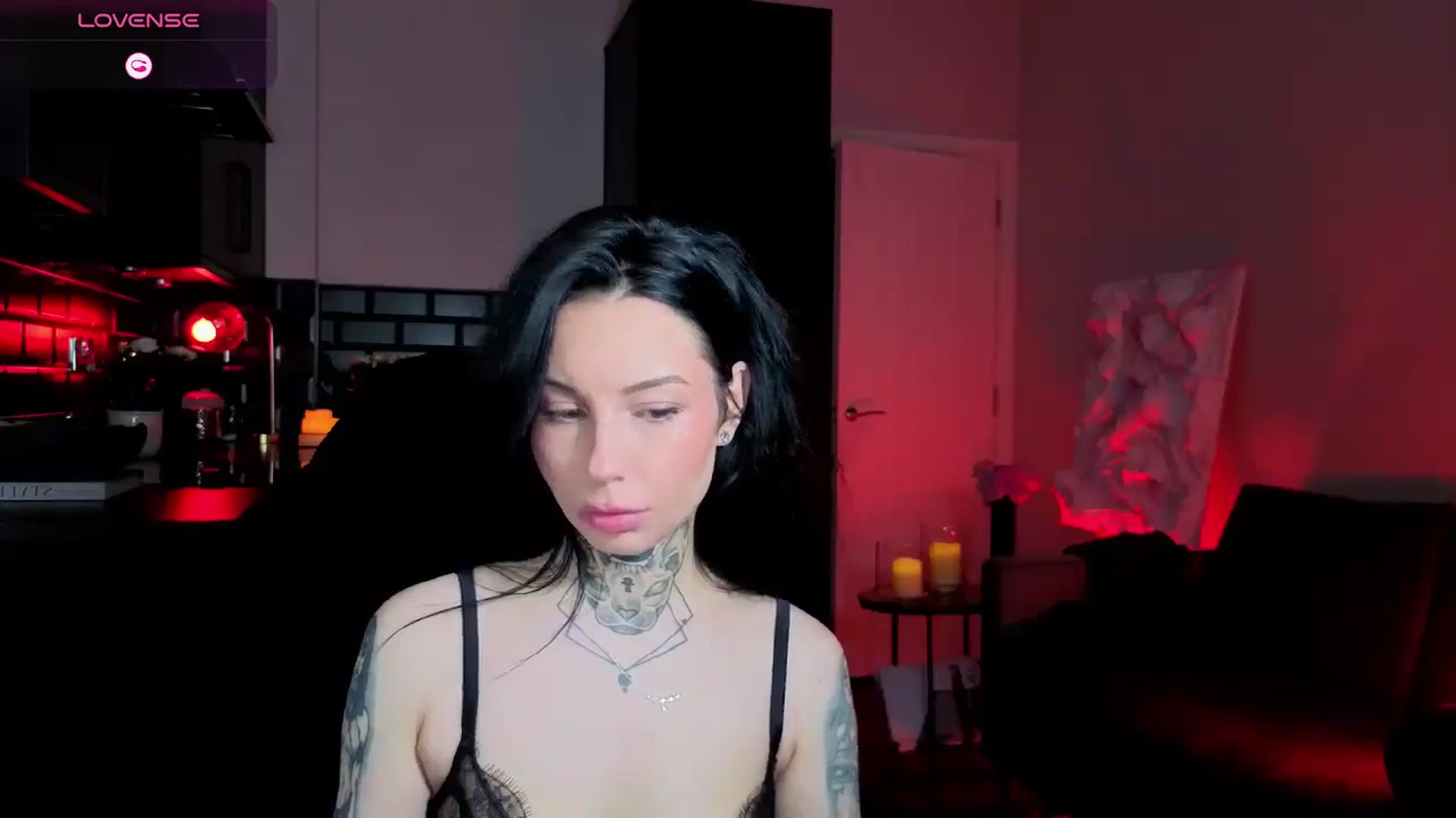 Gallery image thumbnail from Alice's myfreecams stream on, 04/05/2026, 08:00 image 16 of 20