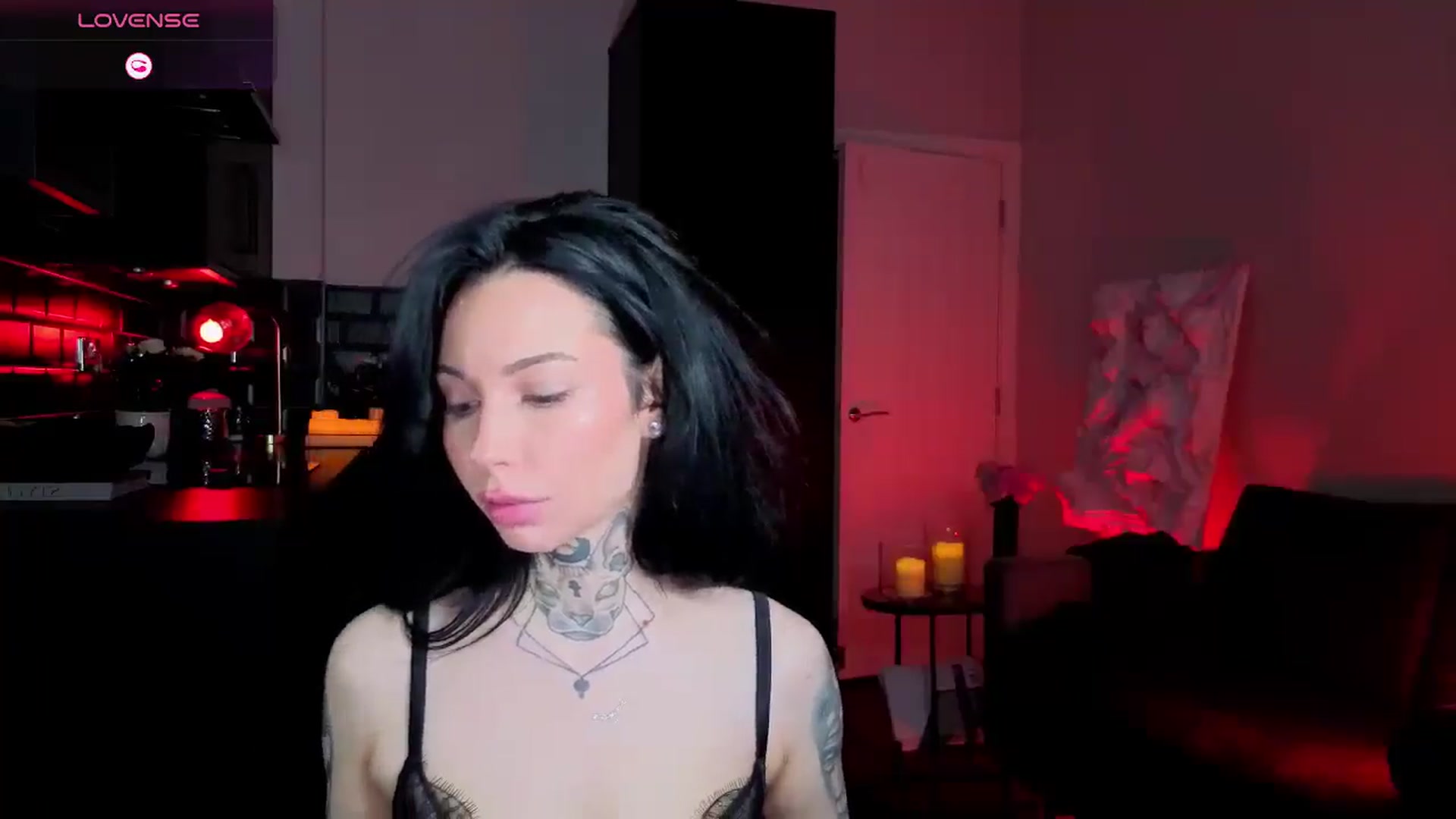 Gallery image thumbnail from Alice's myfreecams stream on, 04/05/2026, 08:00 image 9 of 20