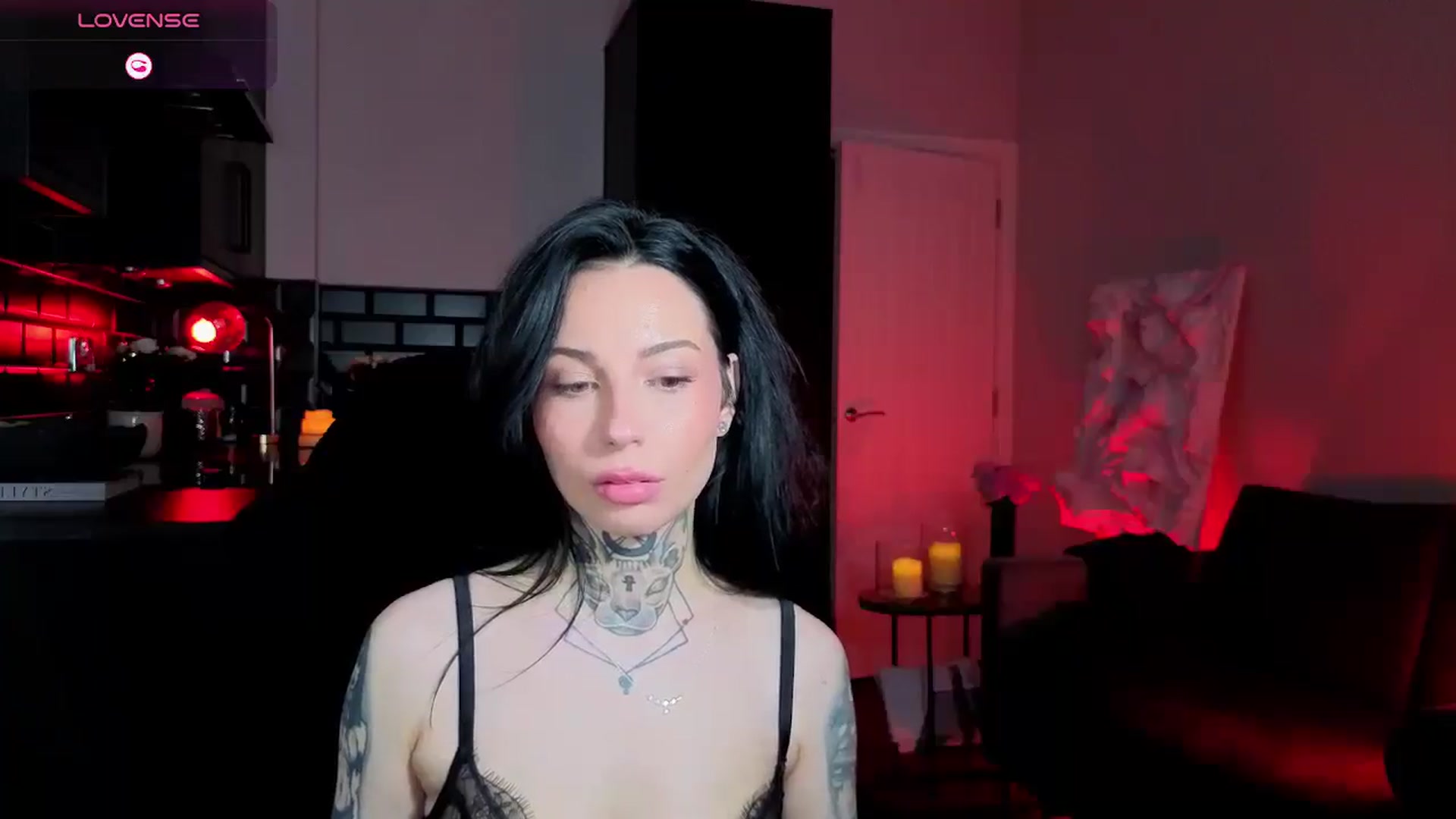 Gallery image thumbnail from Alice's myfreecams stream on, 04/05/2026, 08:00 image 17 of 20