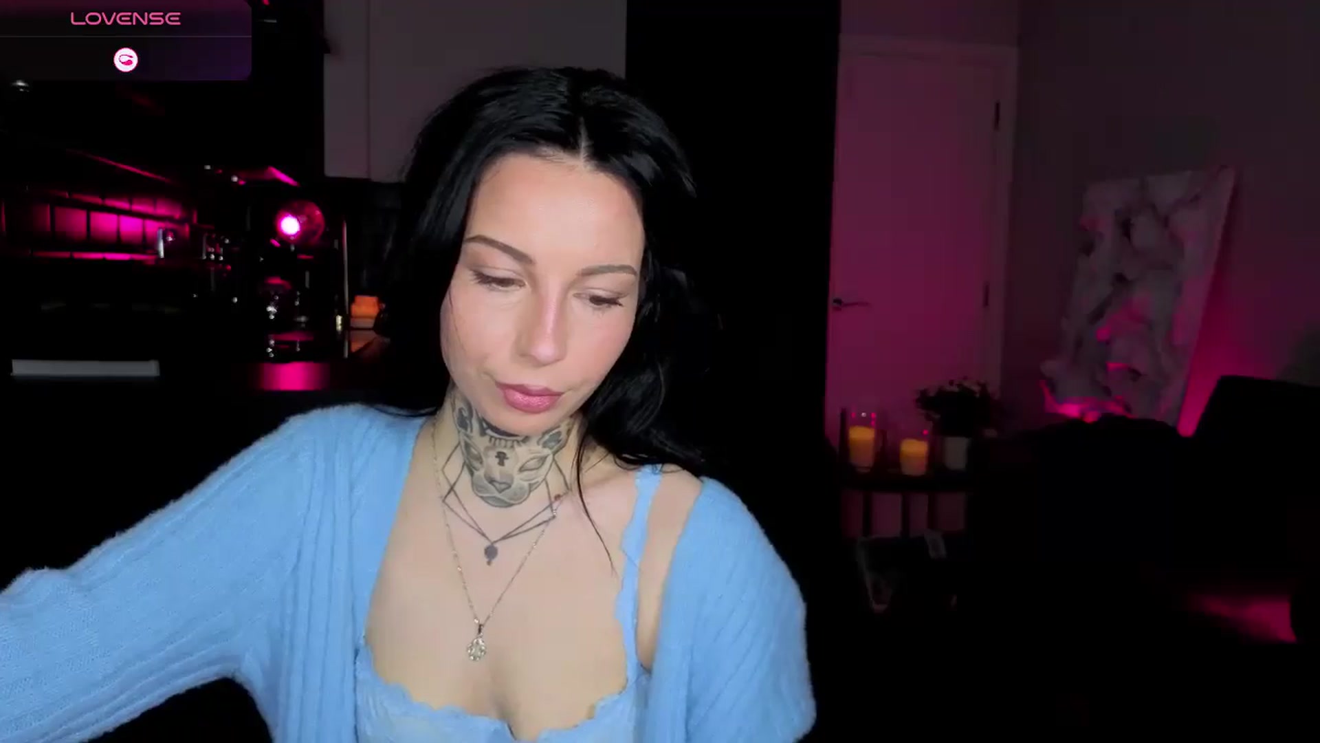 Gallery image thumbnail from Alice's myfreecams stream on, 04/07/2026, 24:30 image 12 of 20