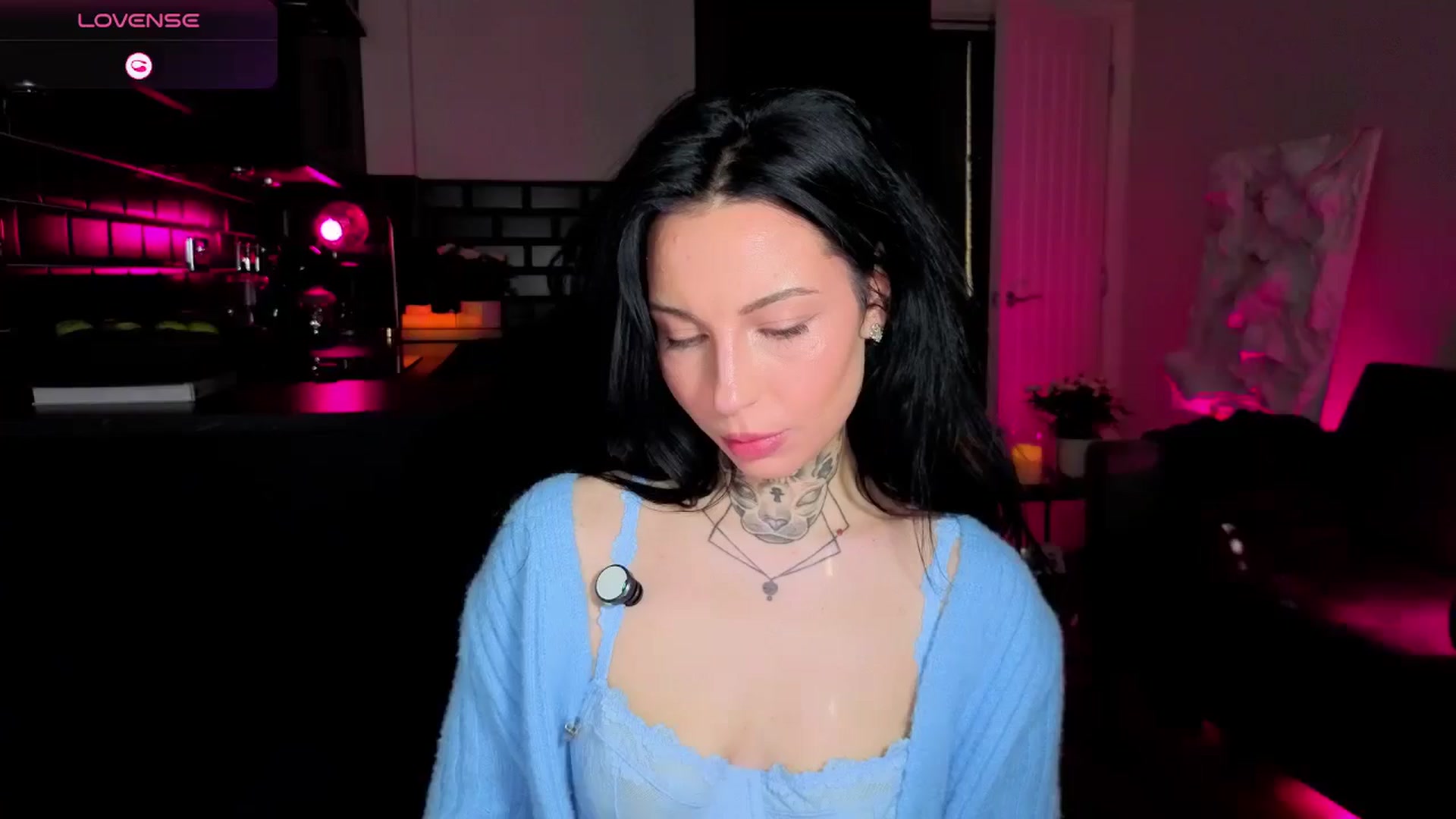 Gallery image thumbnail from Alice's myfreecams stream on, 04/07/2026, 07:49 image 3 of 20