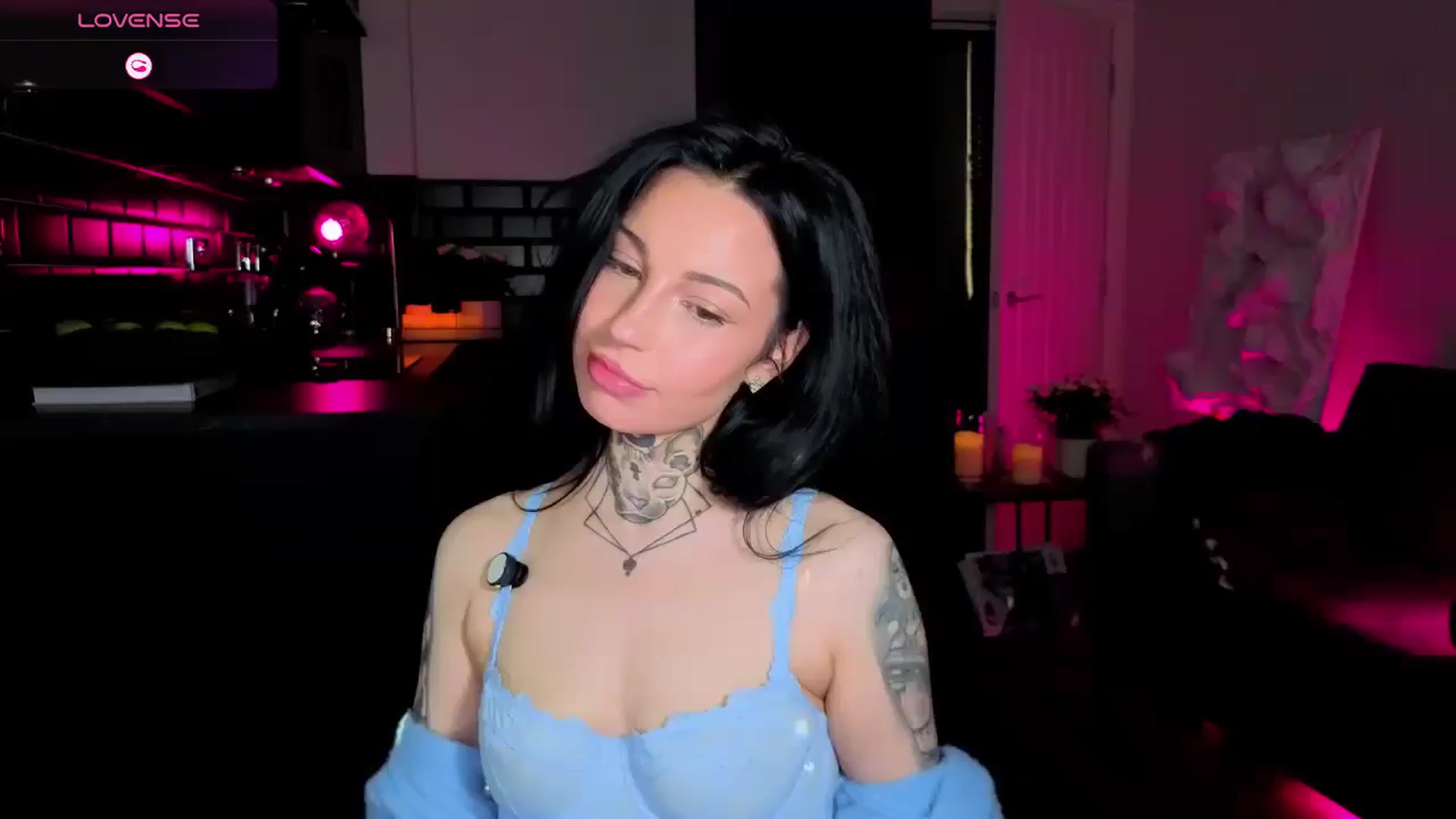 Gallery image thumbnail from Alice's myfreecams stream on, 04/07/2026, 07:49 image 10 of 20