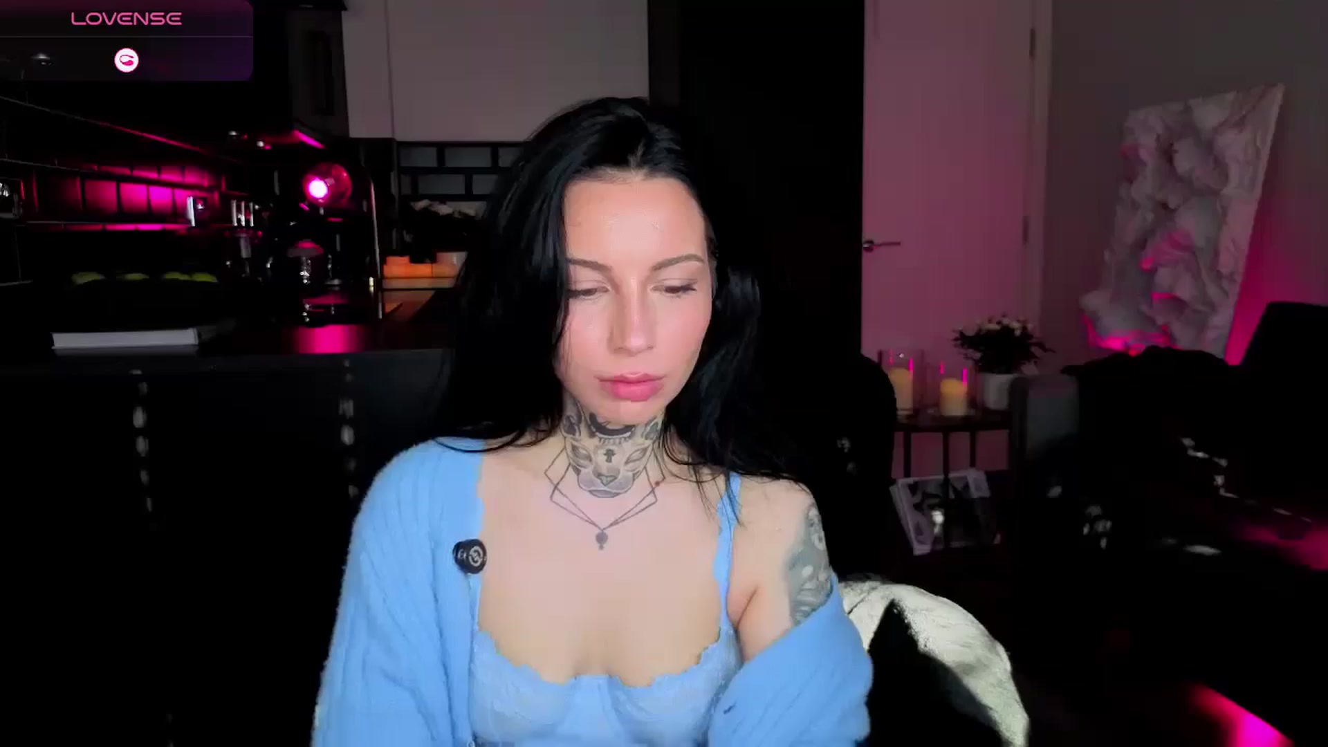 Gallery image thumbnail from Alice's myfreecams stream on, 04/07/2026, 09:39 image 5 of 20