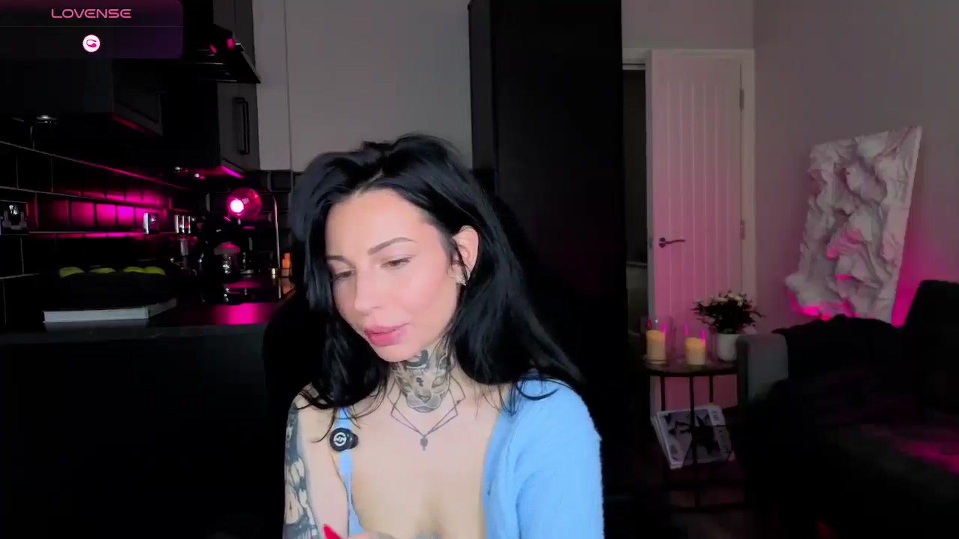 Gallery image thumbnail from Alice's myfreecams stream on, 04/07/2026, 11:23 image 15 of 20