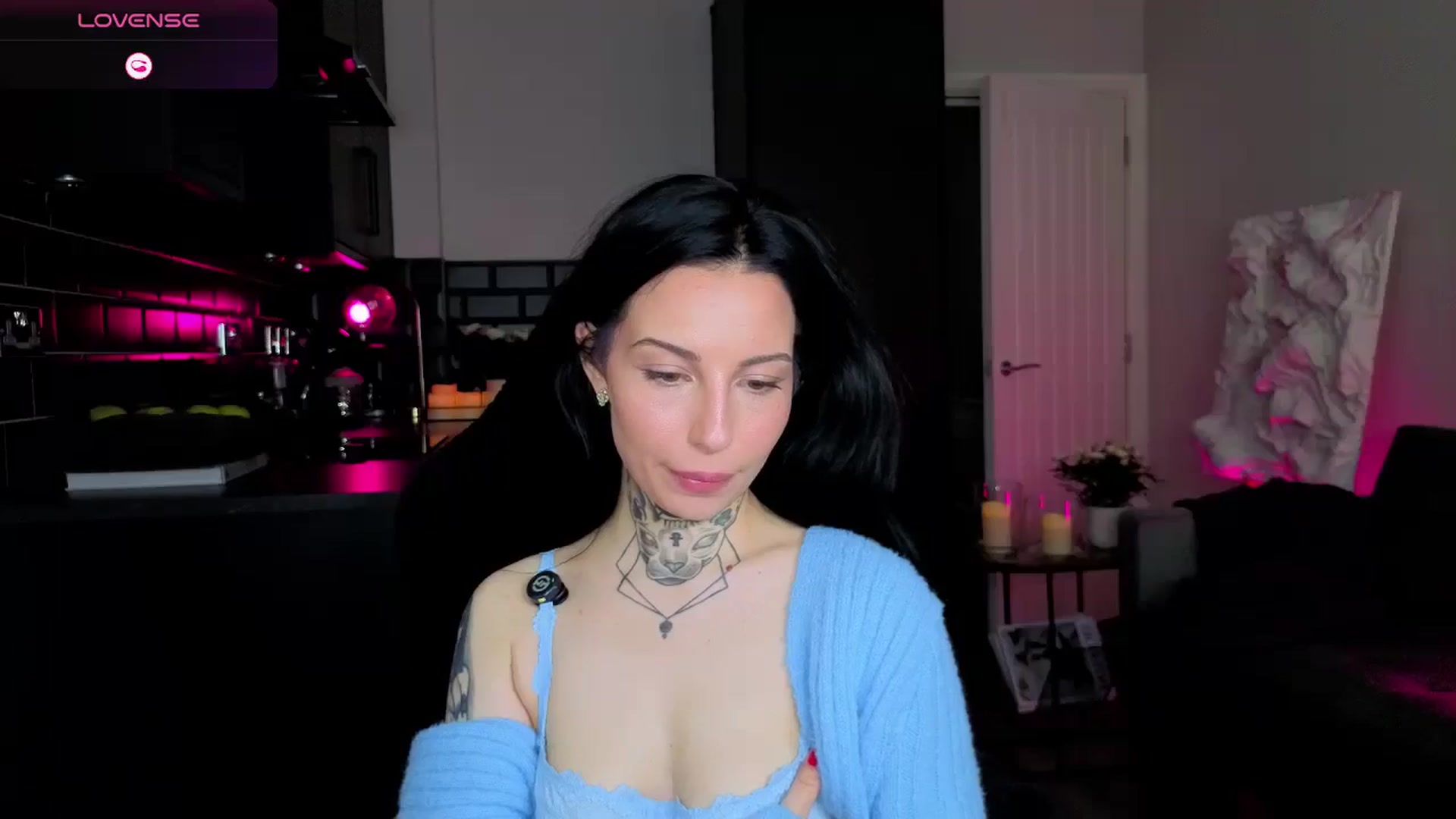Gallery image thumbnail from Alice's myfreecams stream on, 04/07/2026, 11:23 image 6 of 20