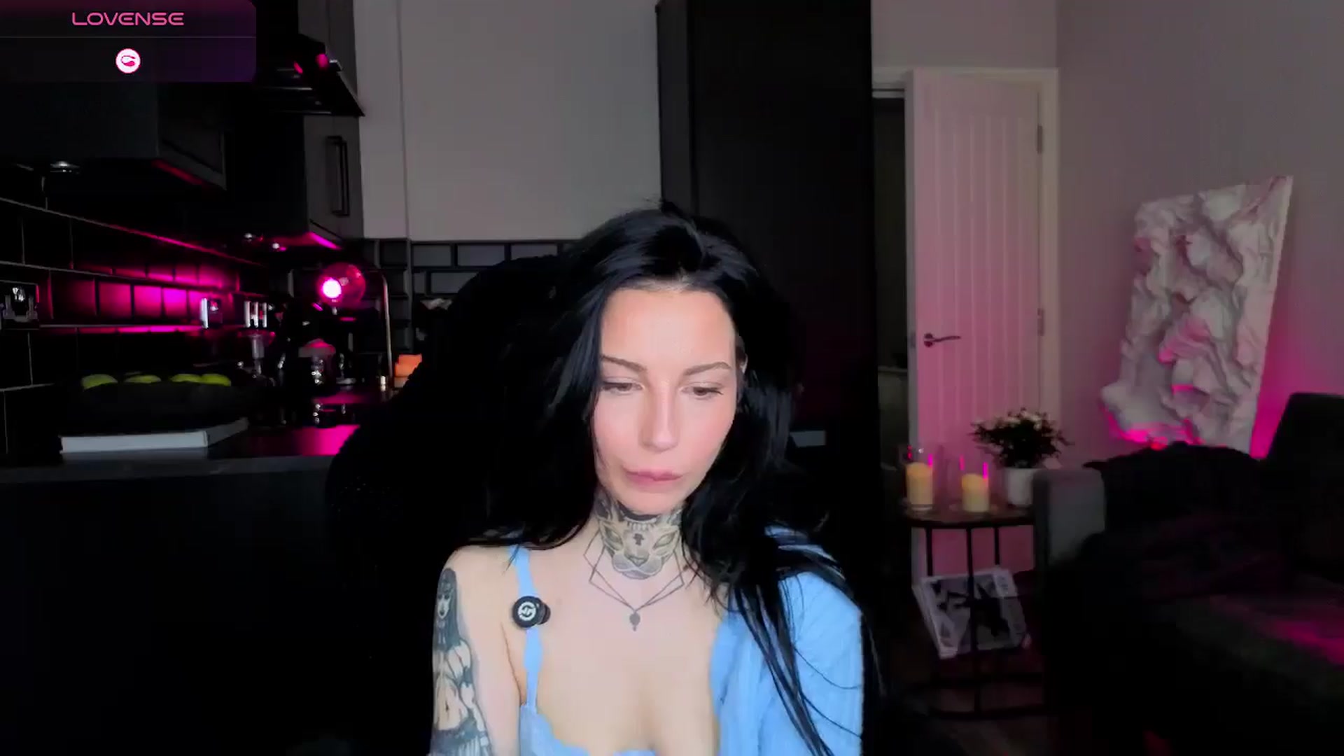 Gallery image thumbnail from Alice's myfreecams stream on, 04/07/2026, 11:23 image 12 of 20