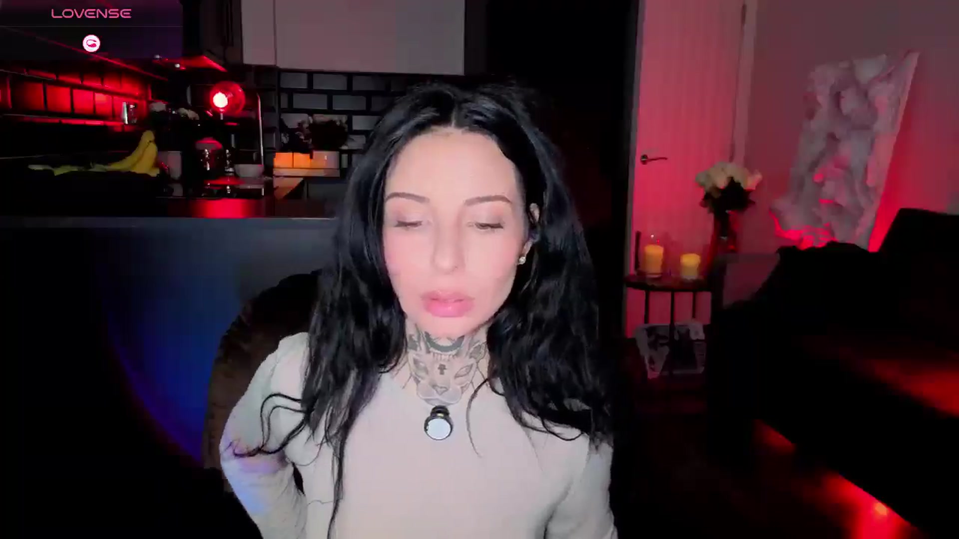 Gallery image thumbnail from Alice's myfreecams stream on, 04/09/2026, 08:30 image 19 of 20