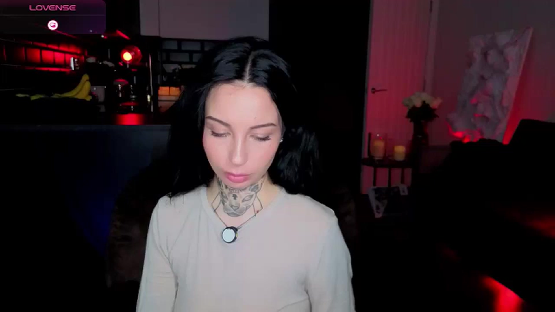 Gallery image thumbnail from Alice's myfreecams stream on, 04/09/2026, 10:46 image 14 of 20