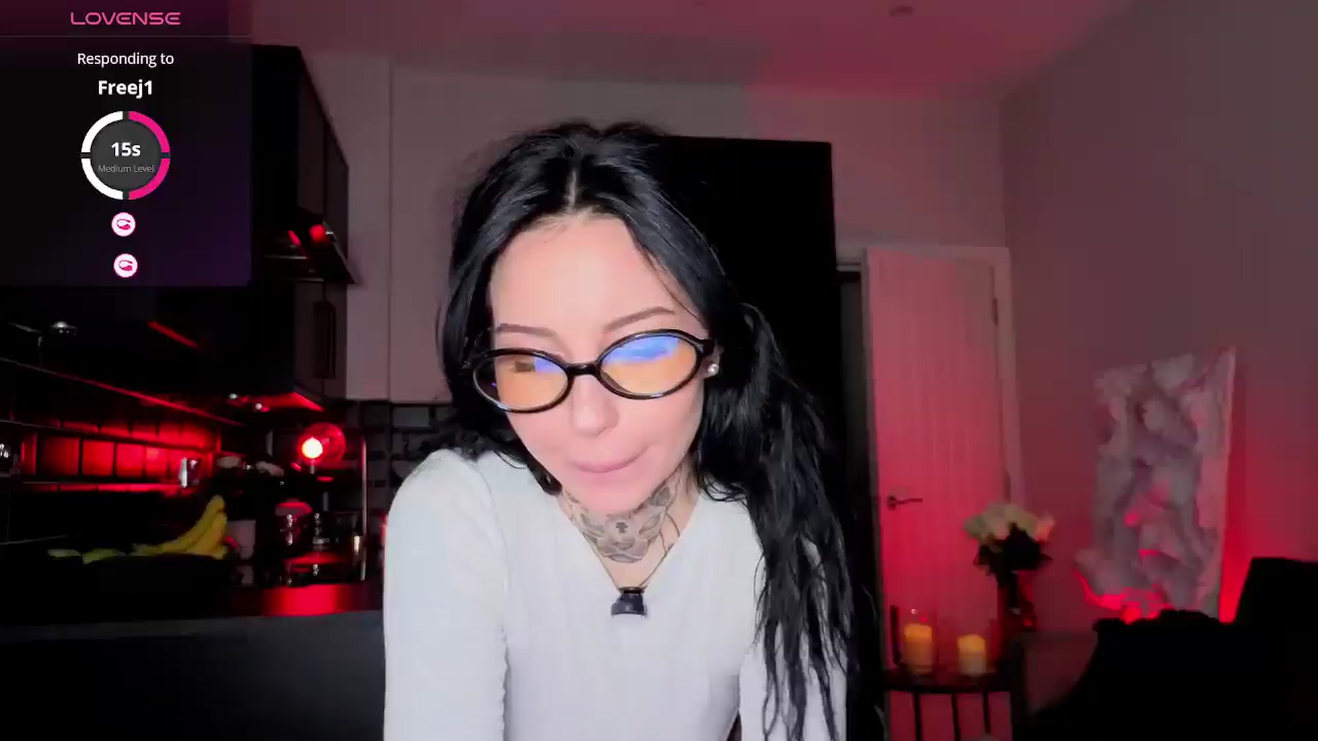 Gallery image thumbnail from Alice's myfreecams stream on, 04/09/2026, 12:55 image 10 of 20