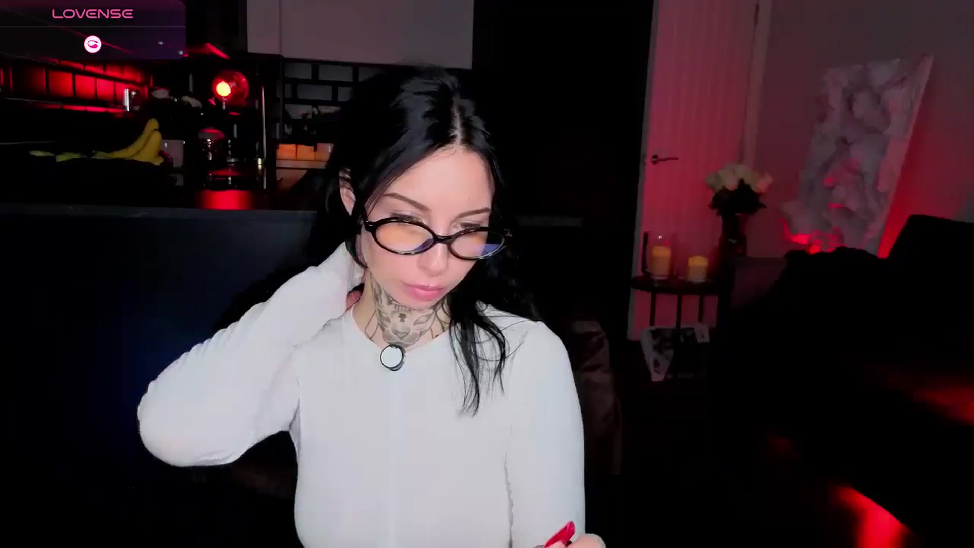 Gallery image thumbnail from Alice's myfreecams stream on, 04/09/2026, 12:55 image 6 of 20