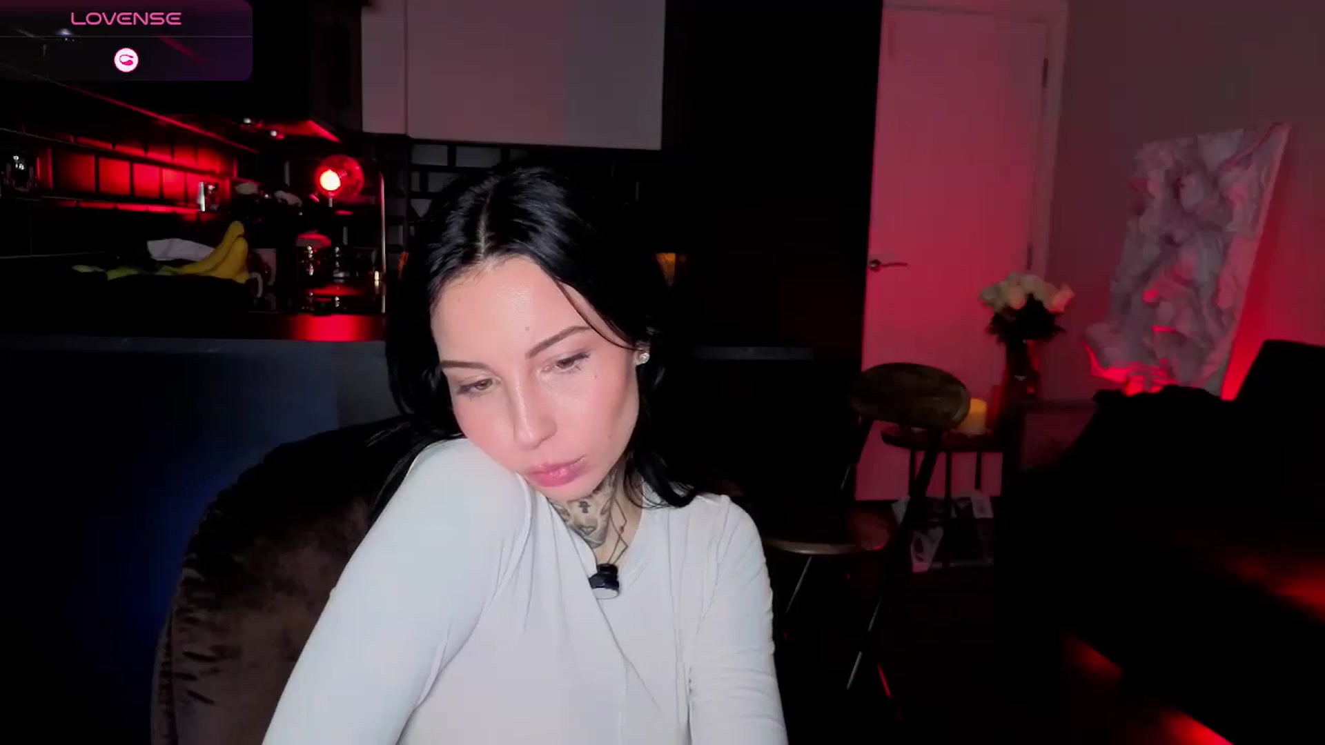 Gallery image thumbnail from Alice's myfreecams stream on, 04/09/2026, 14:57 image 2 of 20