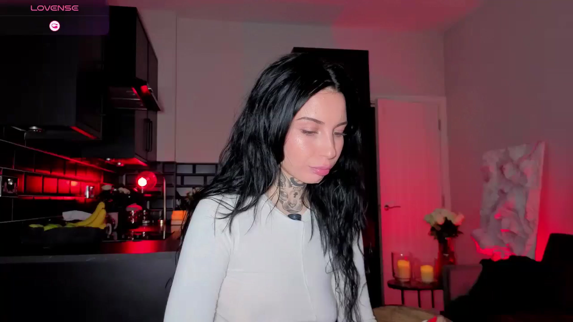 Gallery image thumbnail from Alice's myfreecams stream on, 04/09/2026, 14:57 image 18 of 20
