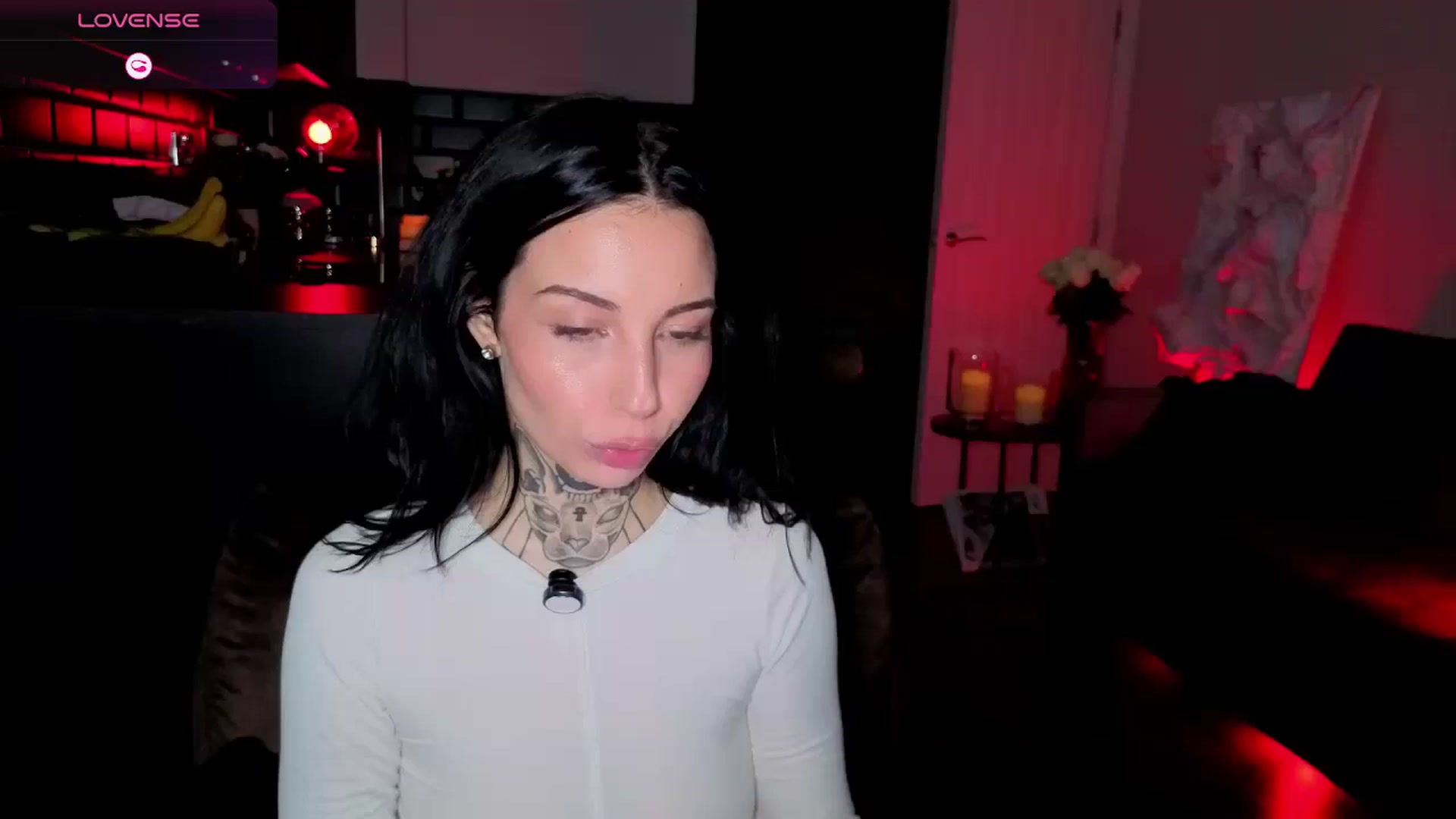 Gallery image thumbnail from Alice's myfreecams stream on, 04/09/2026, 15:23 image 12 of 20