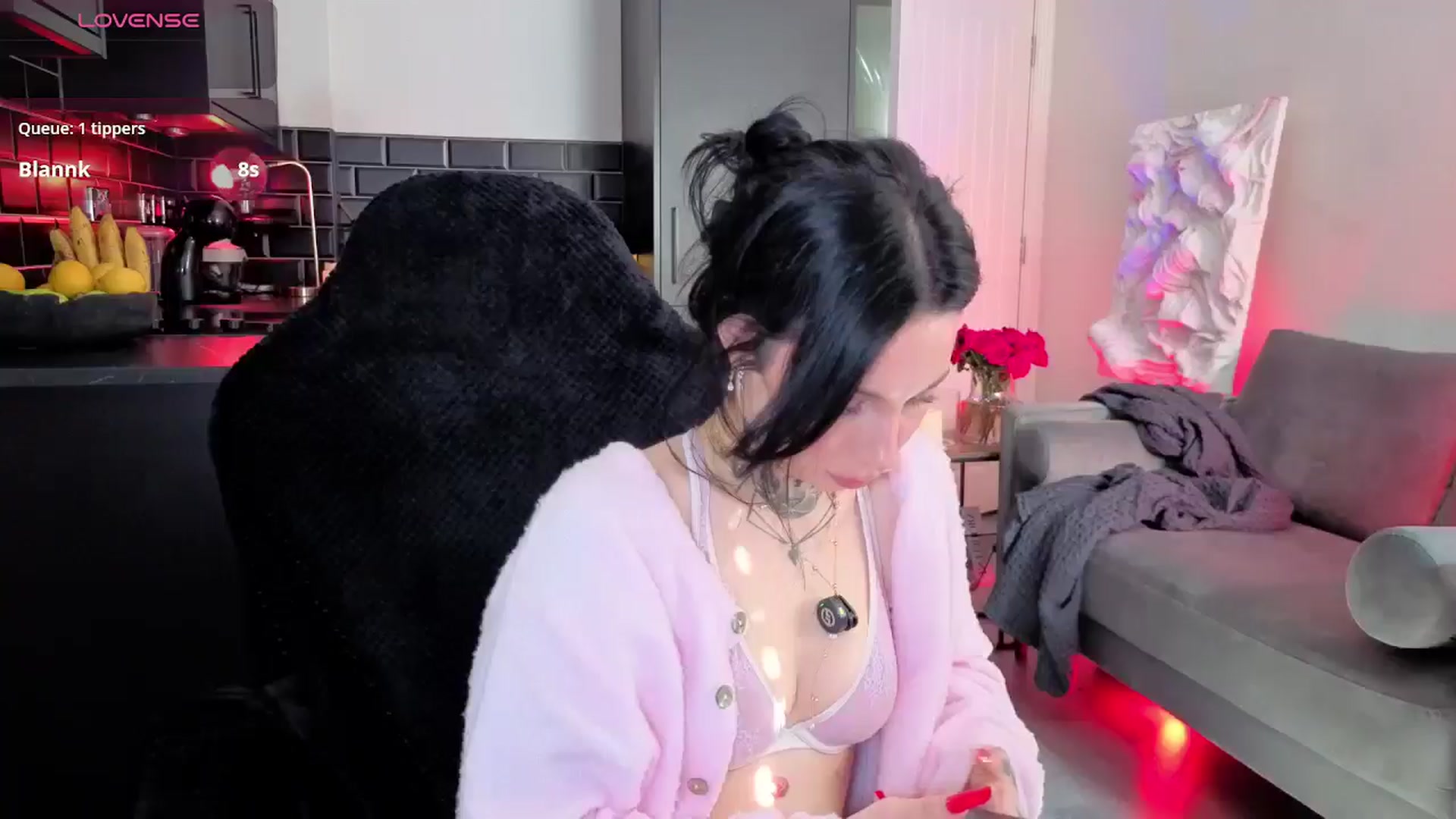 Gallery image thumbnail from Alice's myfreecams stream on, 04/19/2026, 10:23 image 15 of 20