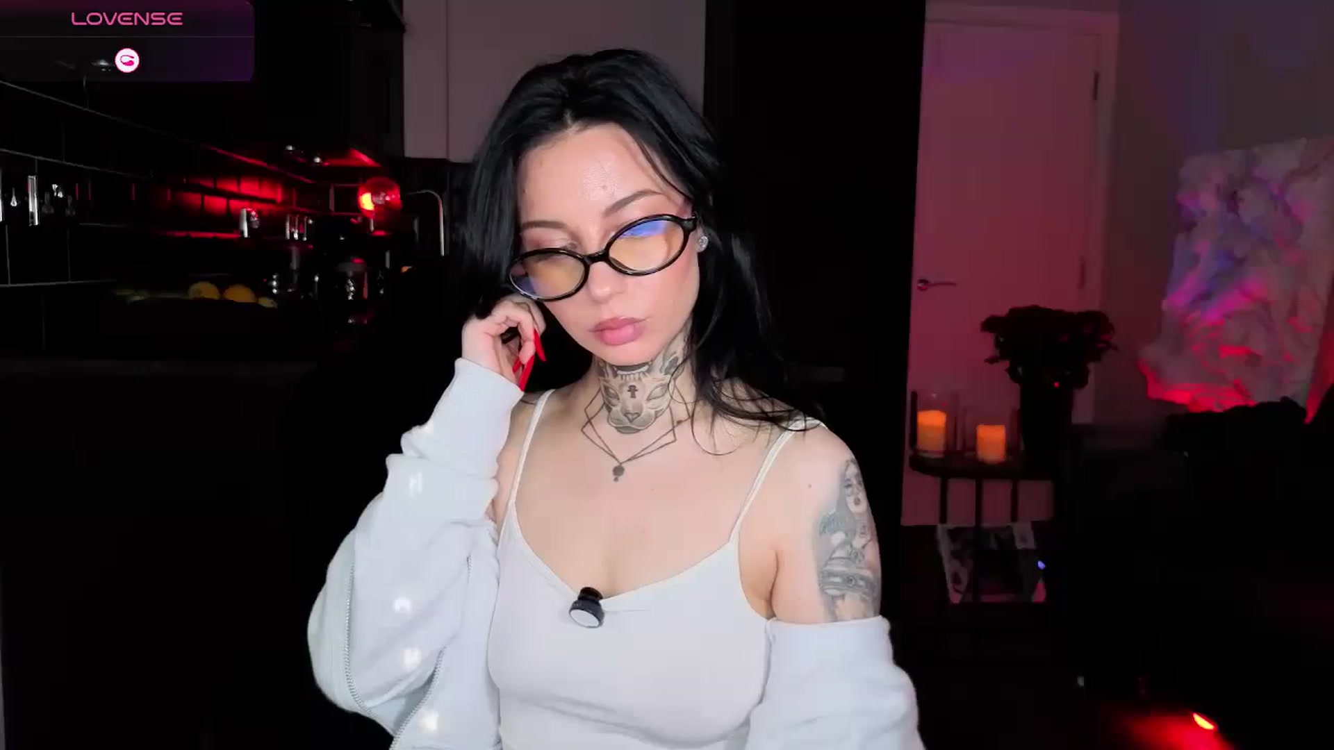 Gallery image thumbnail from Alice's myfreecams stream on, 04/25/2026, 07:54 image 9 of 20