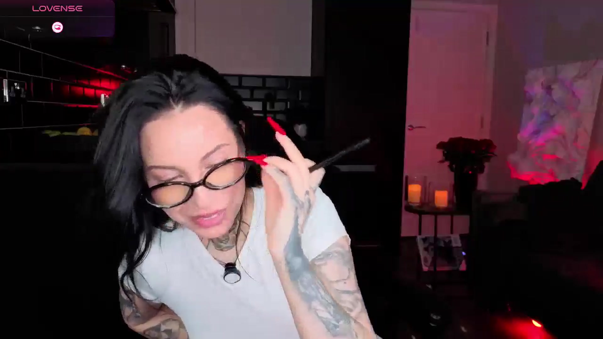 Gallery image thumbnail from Alice's myfreecams stream on, 04/25/2026, 09:31 image 3 of 20