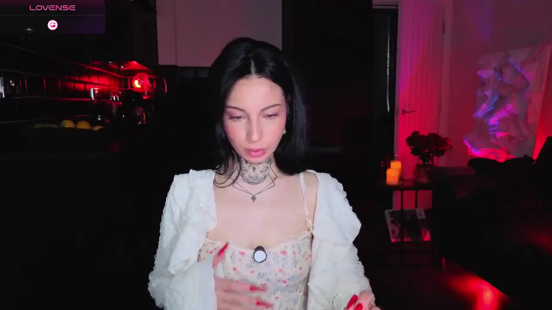 Gallery image thumbnail from Alice's myfreecams stream on, 04/26/2026, 08:44 image 2 of 20