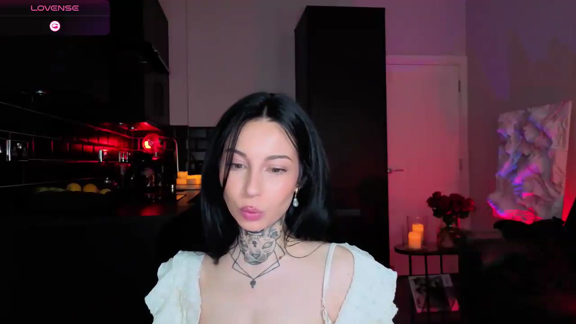 Gallery image thumbnail from Alice's myfreecams stream on, 04/26/2026, 12:13 image 13 of 20