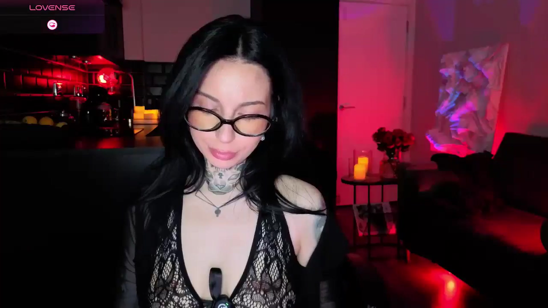 Gallery image thumbnail from Alice's myfreecams stream on, 04/26/2026, 13:00 image 4 of 20