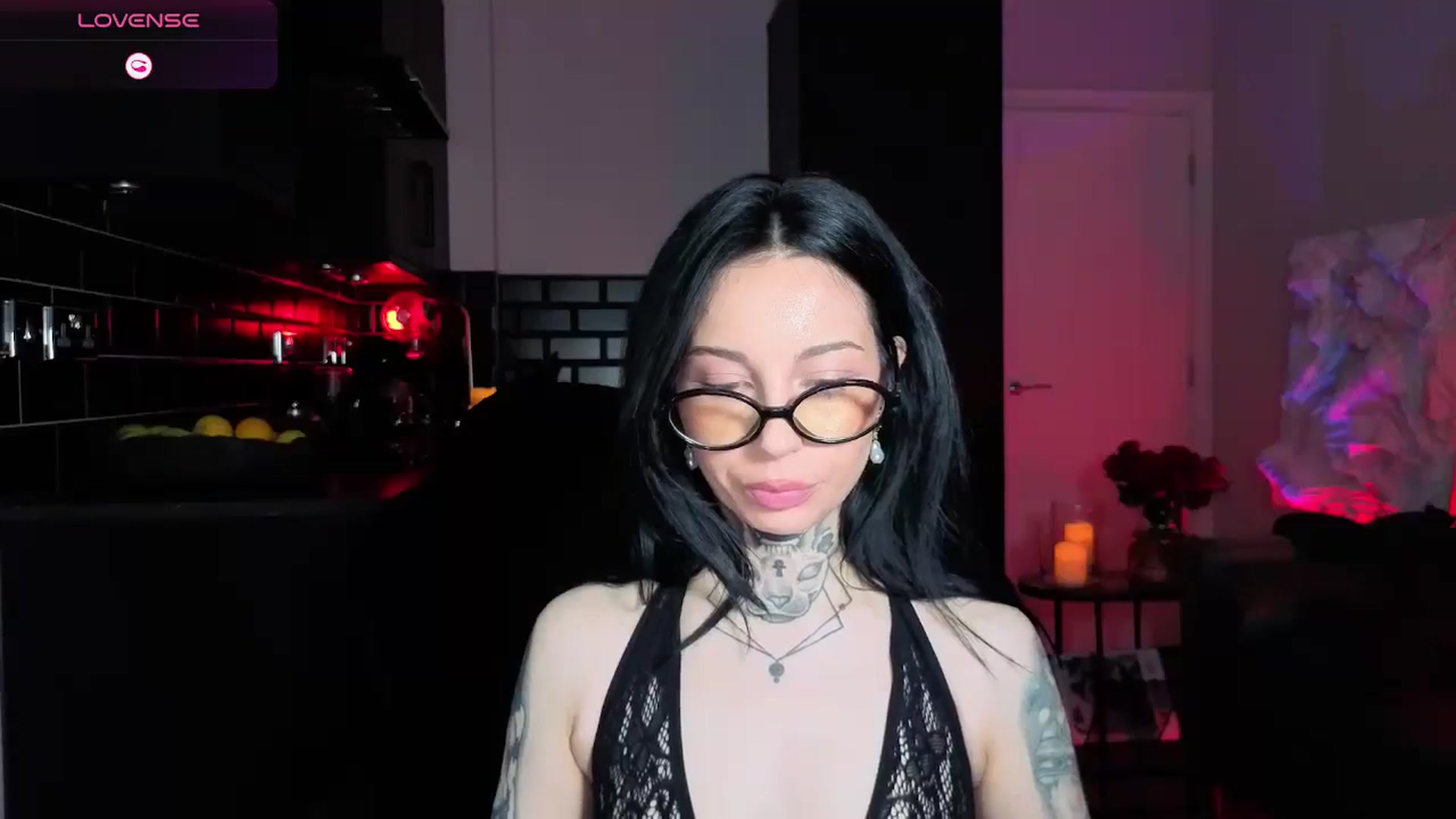 Gallery image thumbnail from Alice's myfreecams stream on, 04/26/2026, 13:00 image 12 of 20