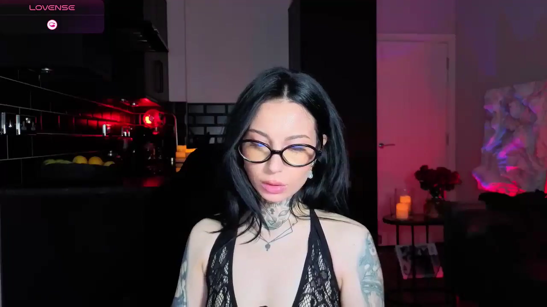 Gallery image thumbnail from Alice's myfreecams stream on, 04/26/2026, 13:00 image 14 of 20