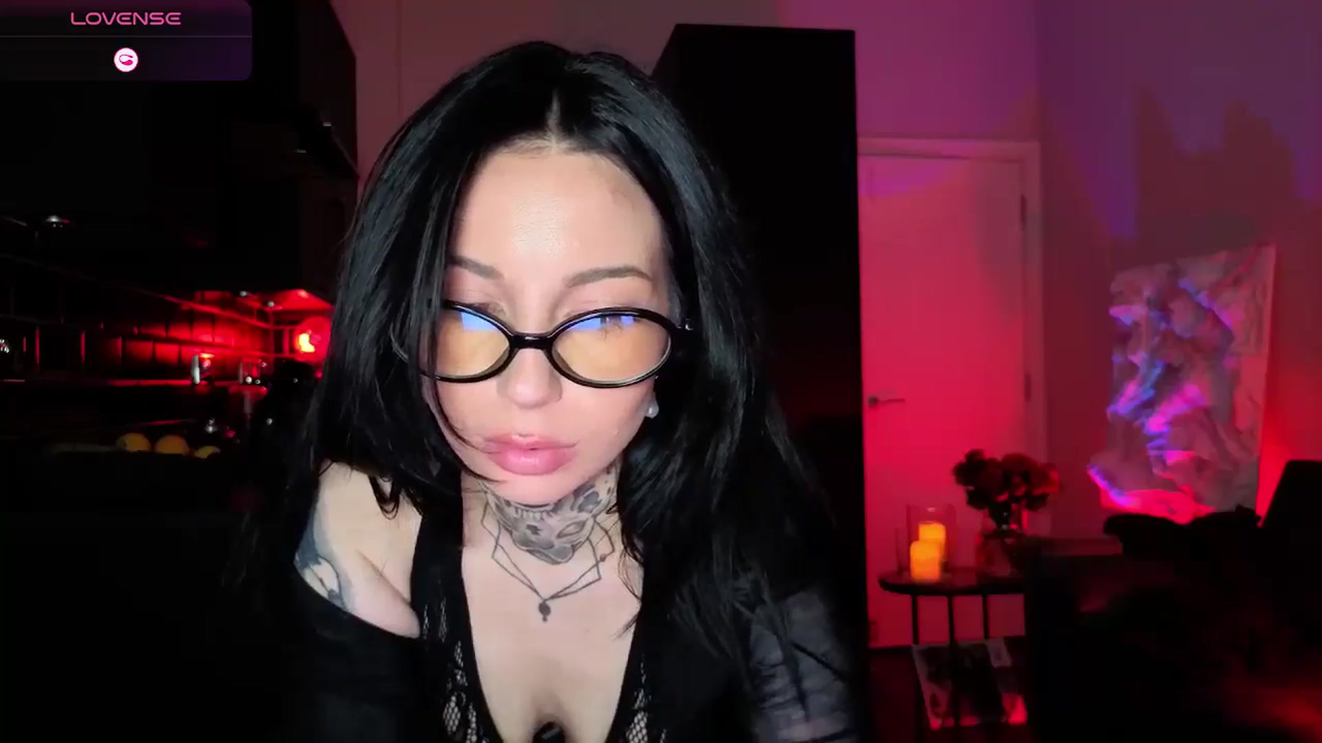 Gallery image thumbnail from Alice's myfreecams stream on, 04/26/2026, 13:00 image 7 of 20