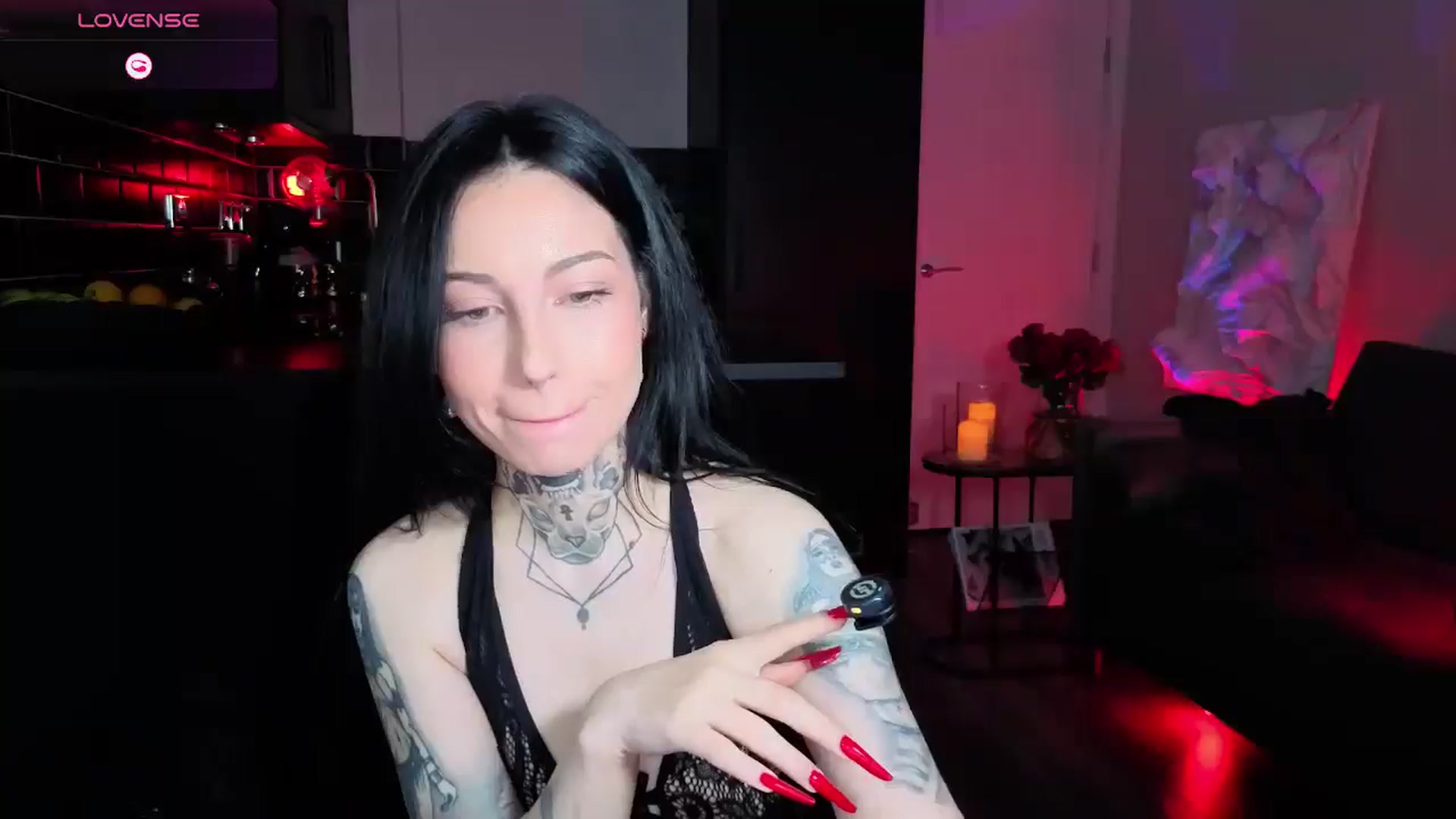 Gallery image thumbnail from Alice's myfreecams stream on, 04/26/2026, 14:17 image 17 of 20