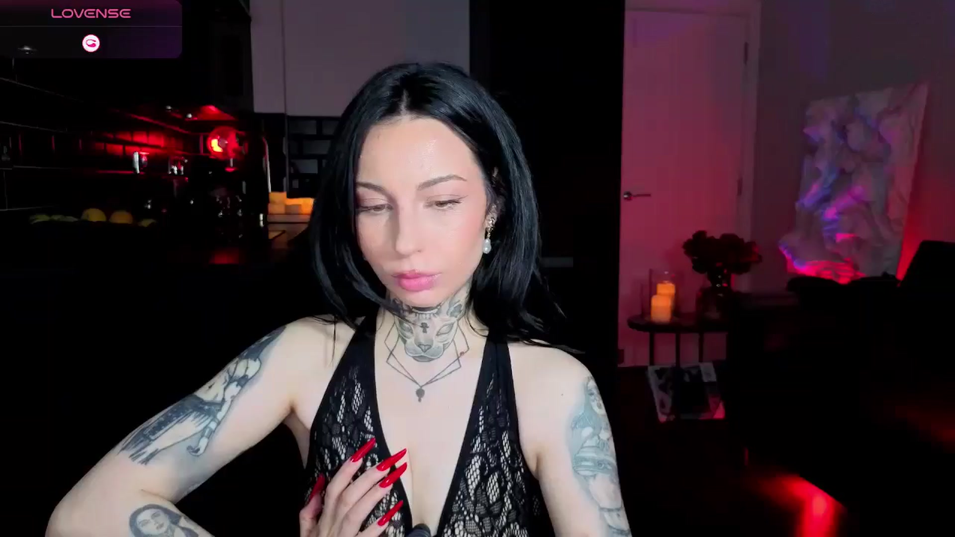 Gallery image thumbnail from Alice's myfreecams stream on, 04/26/2026, 17:35 image 17 of 20